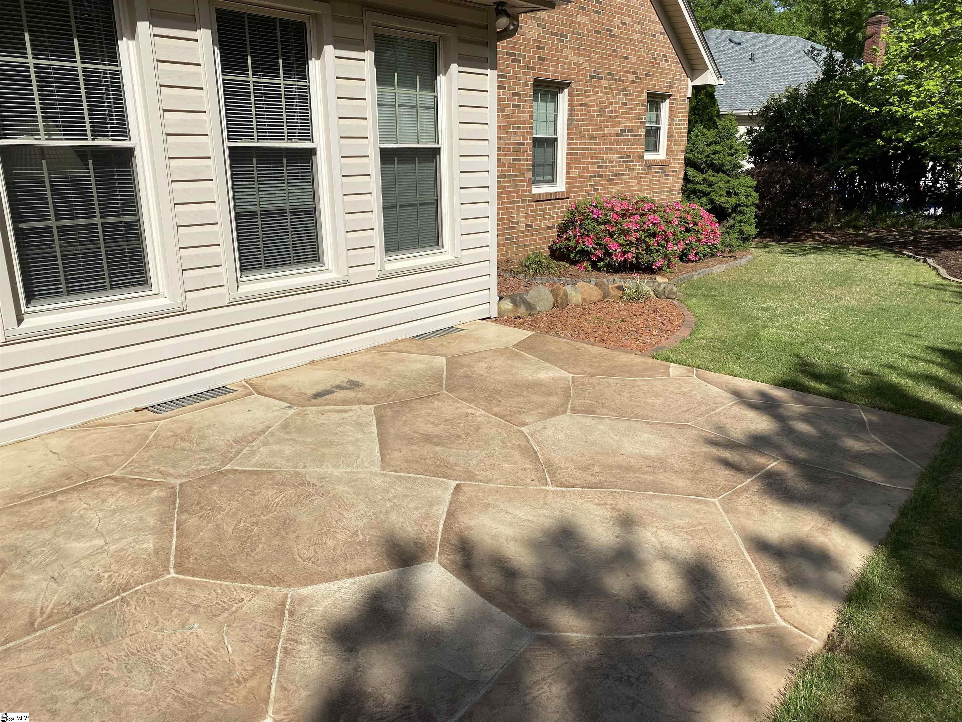 103 Chetsworth Lane Greenville, SC 29607