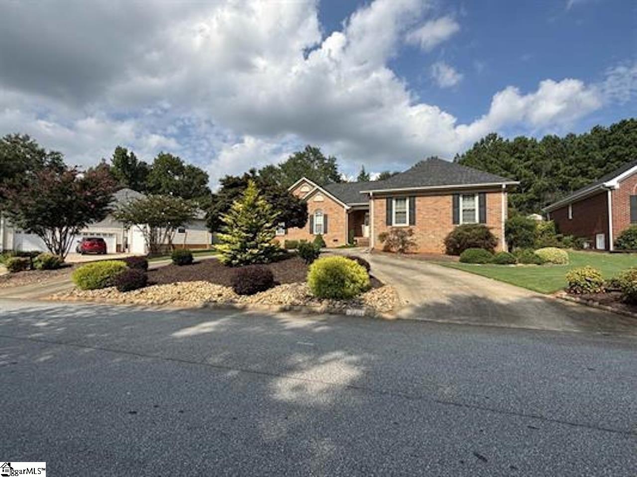 103 Chetsworth Lane Greenville, SC 29607