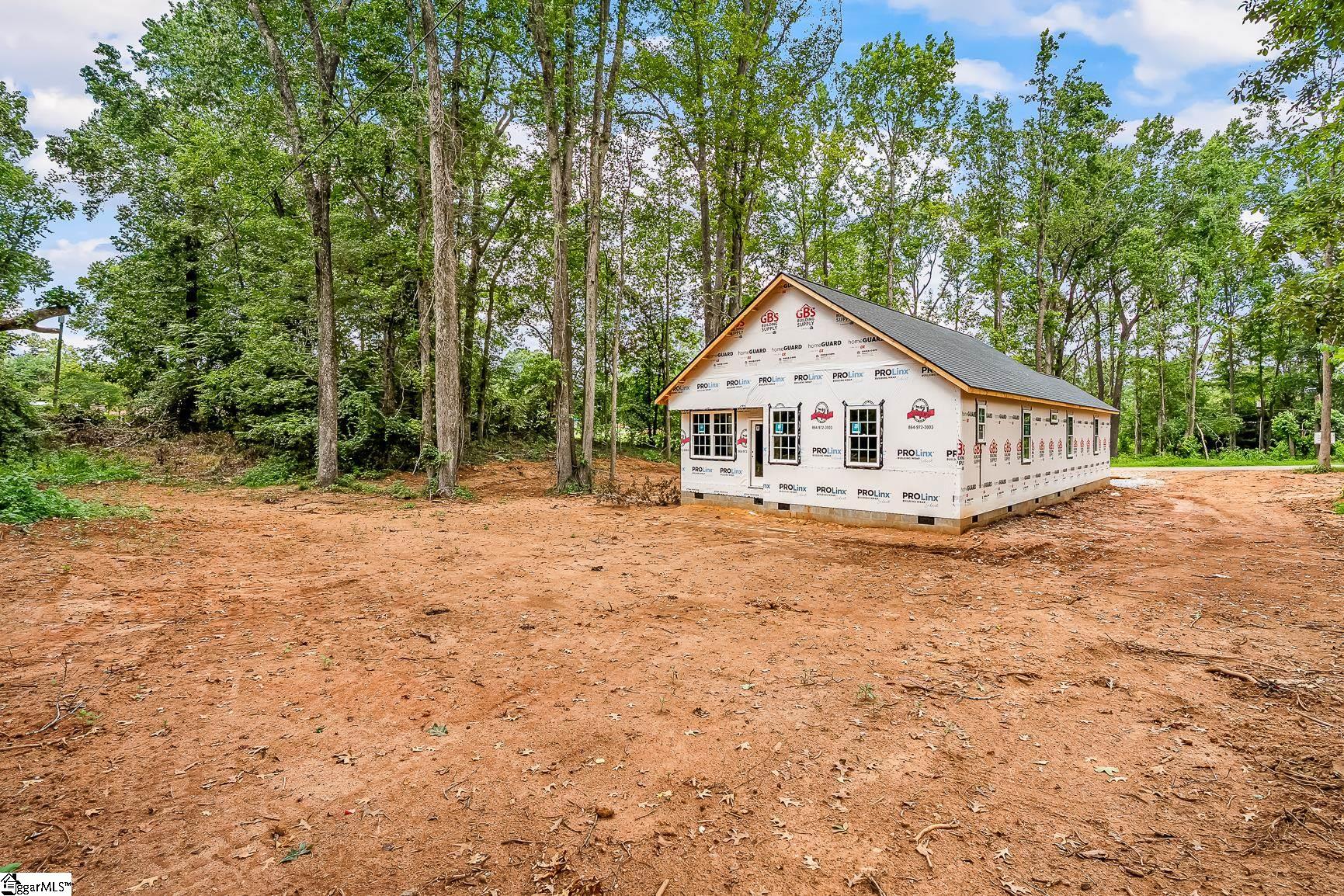 213 Carswell Drive Anderson, SC 29624