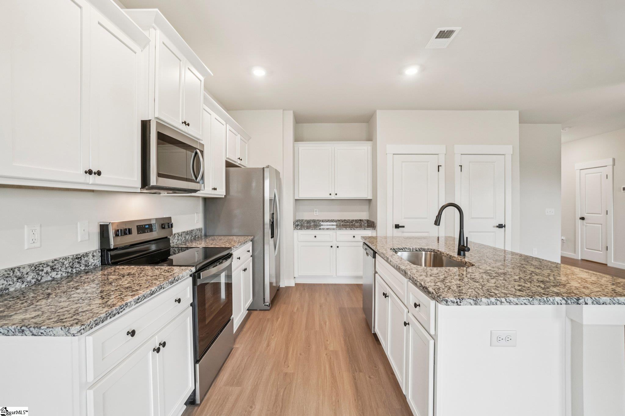 1482 Wild Indigo Way Moore, SC 29369