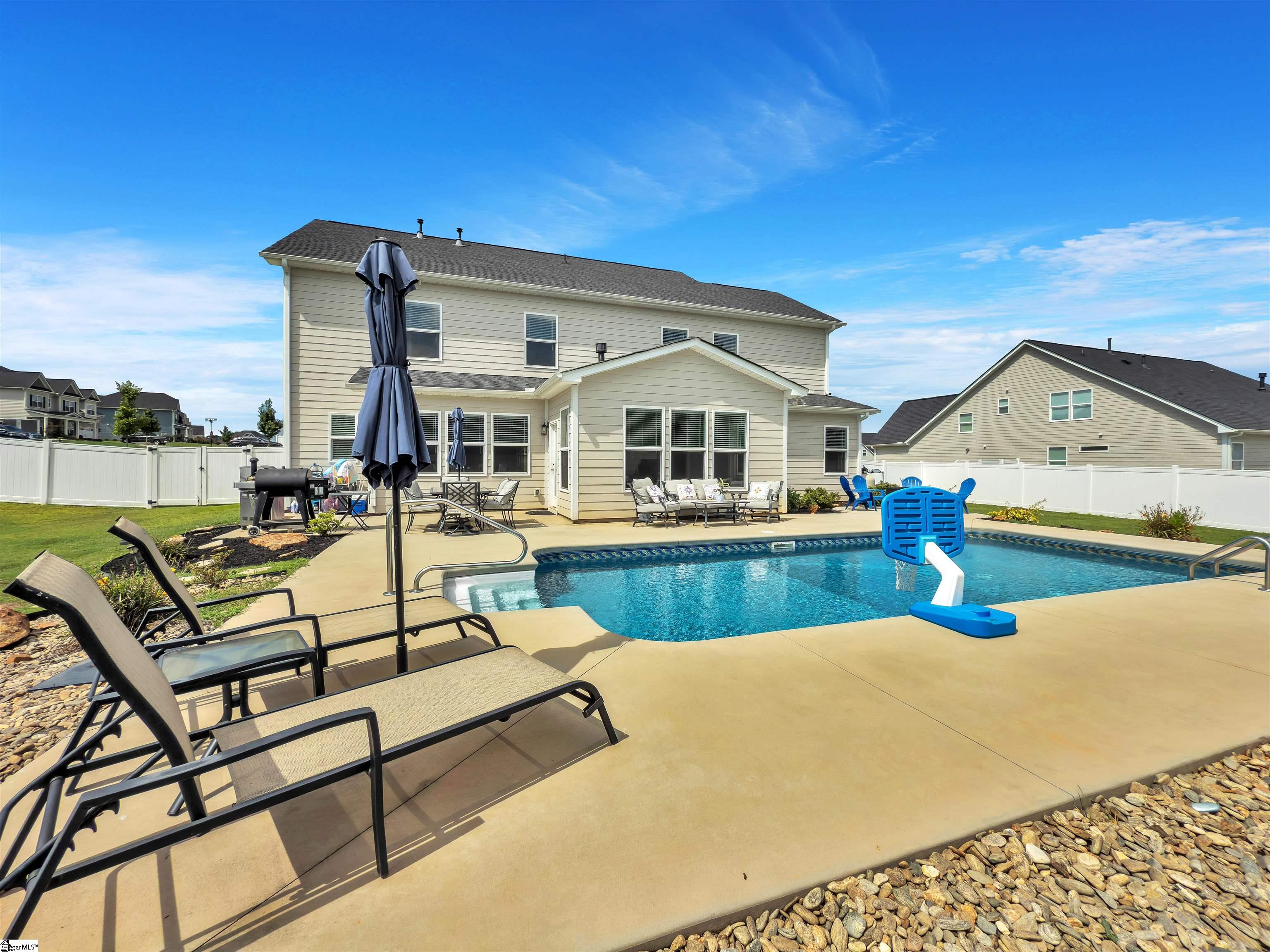 2 Stony Run Lane Simpsonville, SC 29681