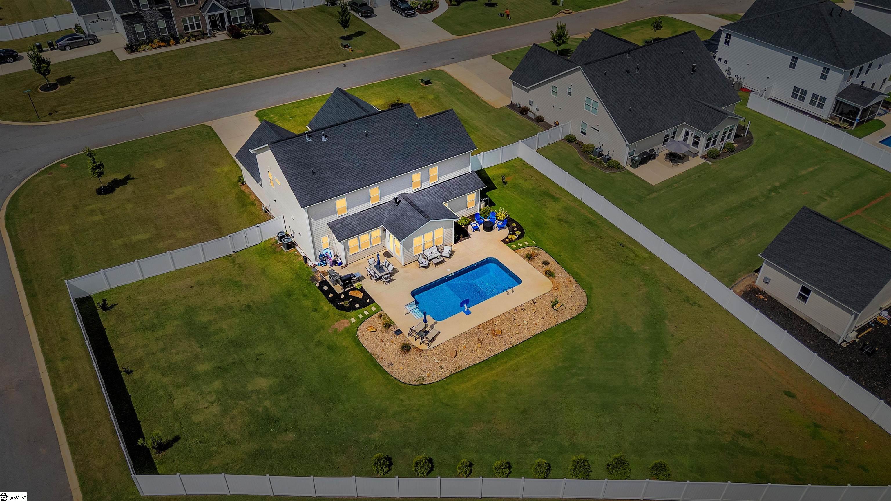 2 Stony Run Lane Simpsonville, SC 29681