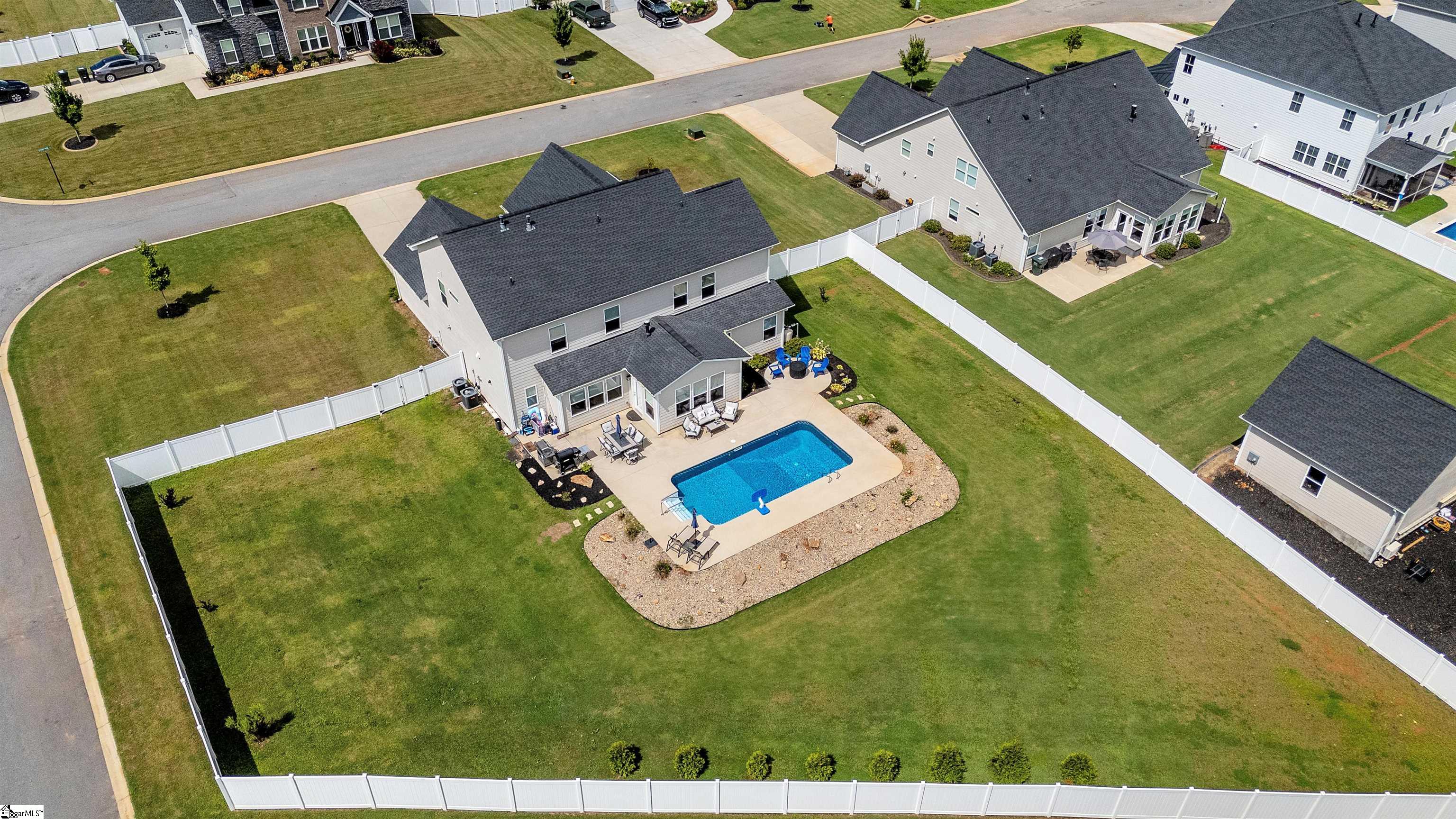 2 Stony Run Lane Simpsonville, SC 29681