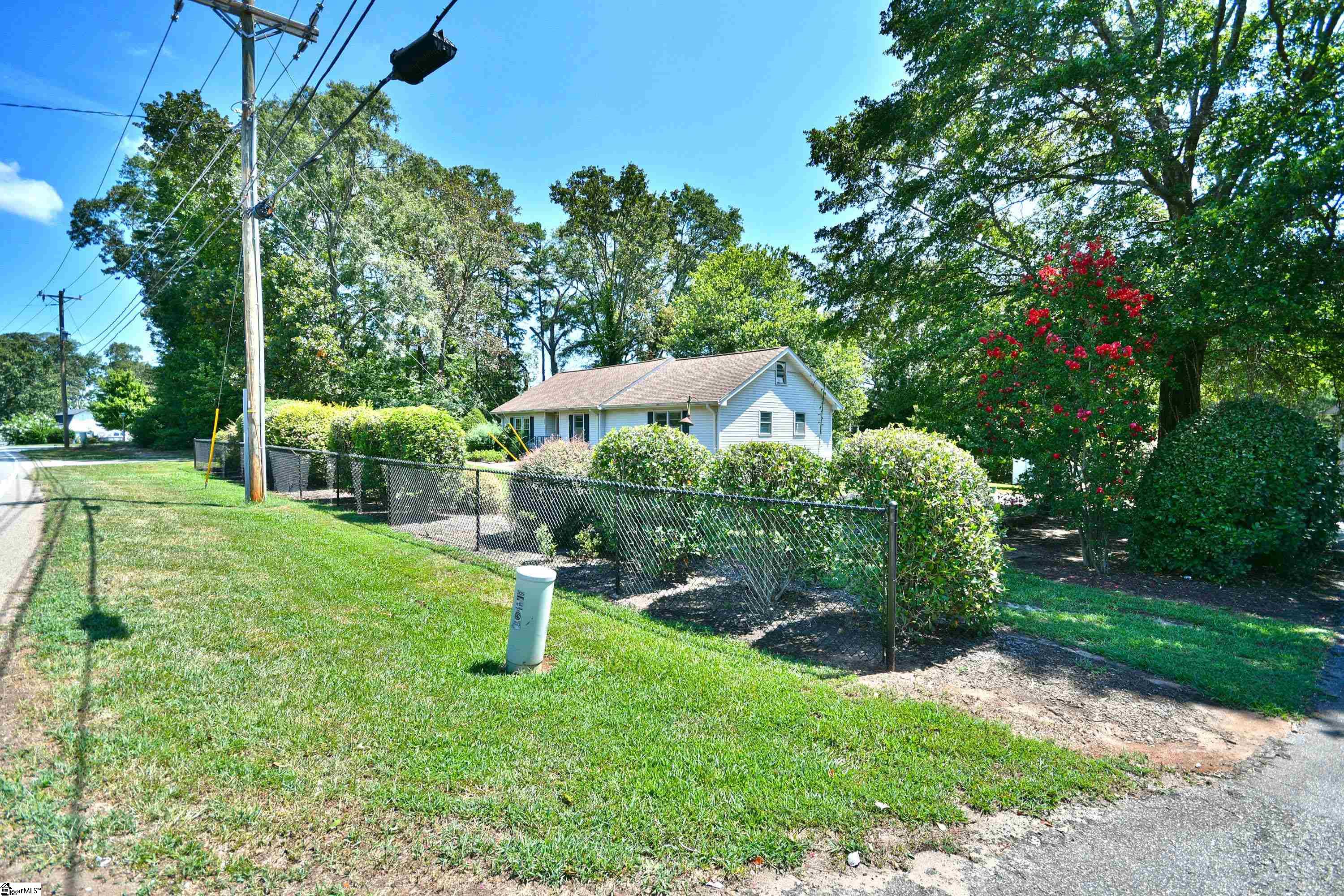 205 Ashmore Bridge Road Mauldin, SC 29662