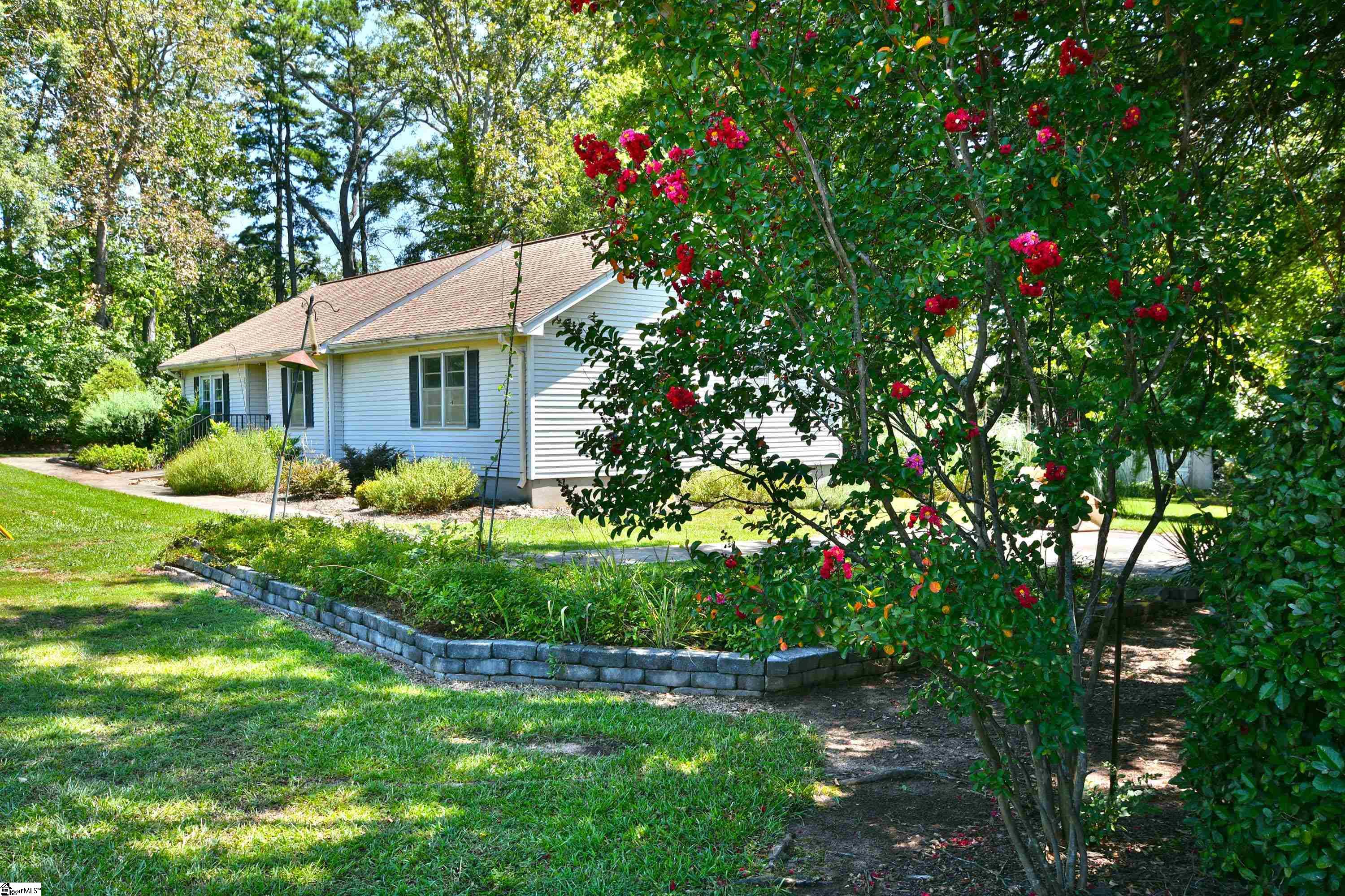 205 Ashmore Bridge Road Mauldin, SC 29662