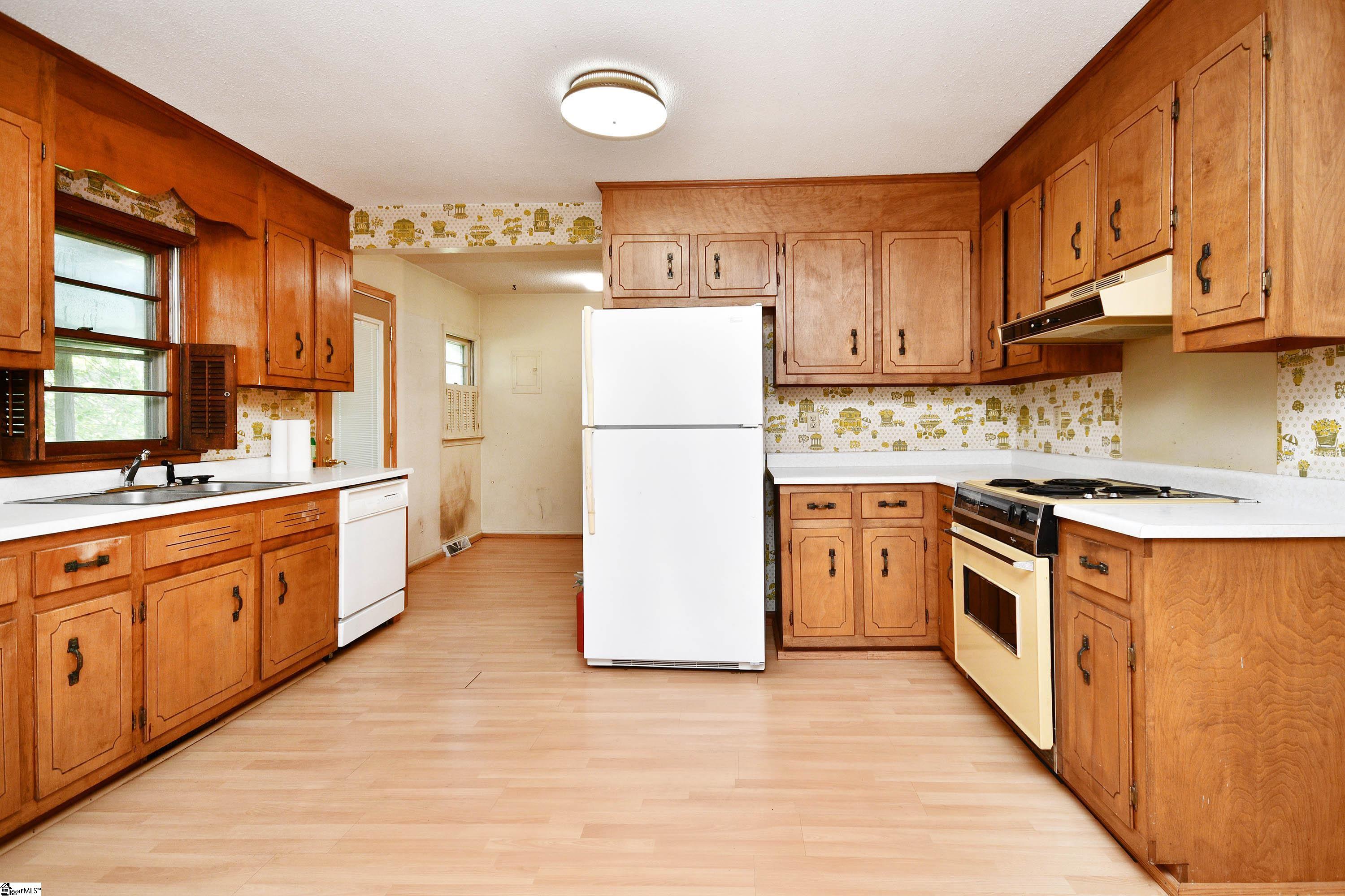 205 Ashmore Bridge Road Mauldin, SC 29662