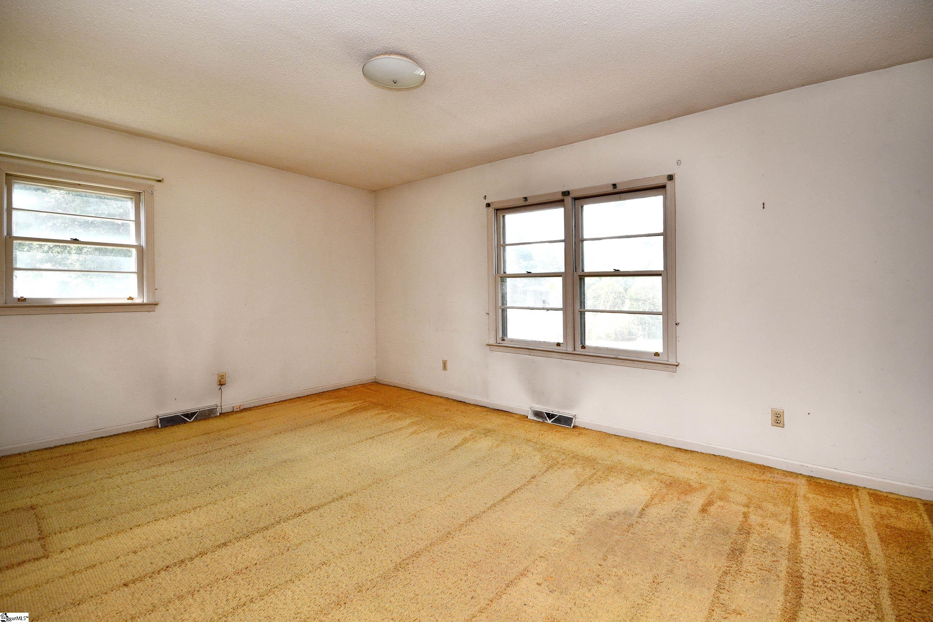 205 Ashmore Bridge Road Mauldin, SC 29662