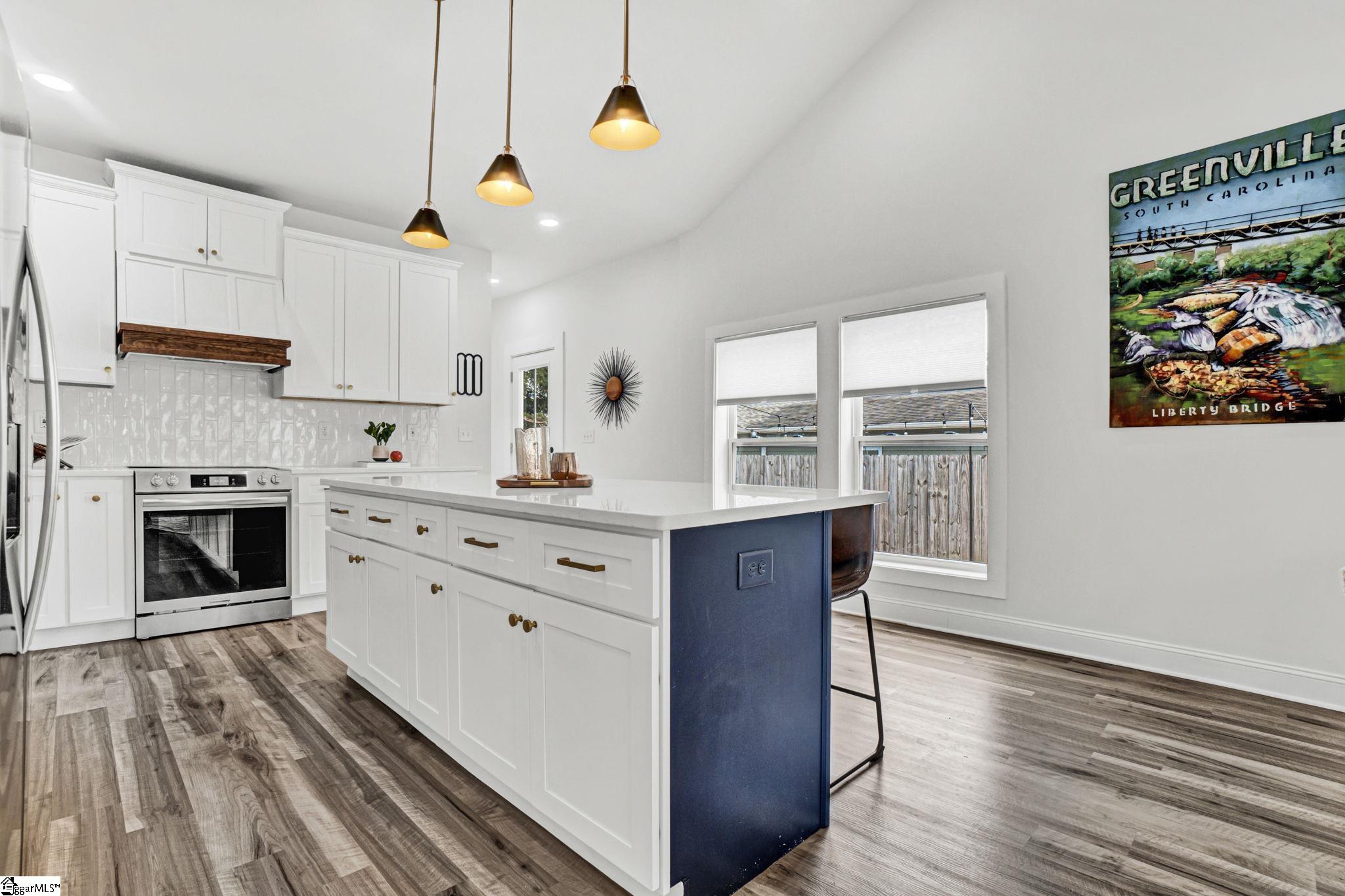 25 Landwood Avenue Greenville, SC 29607