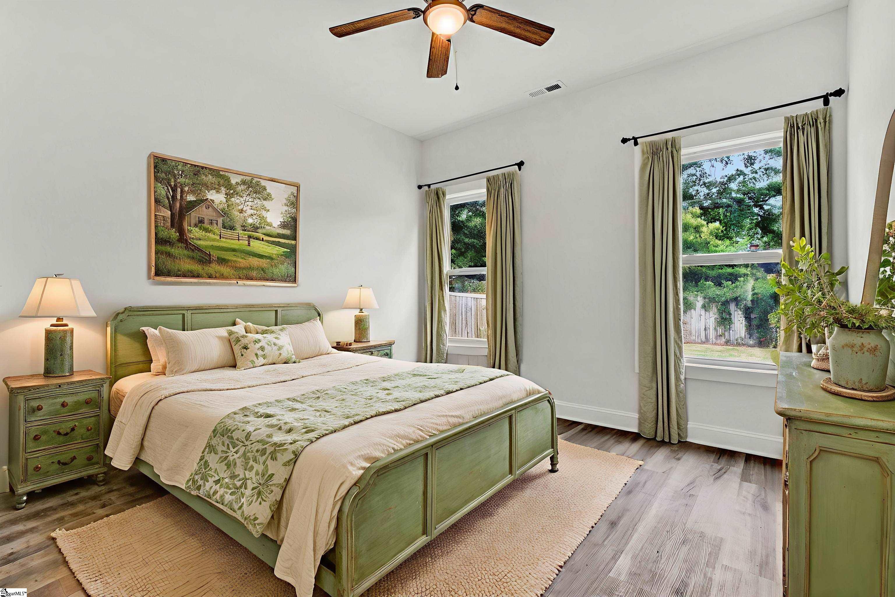 25 Landwood Avenue Greenville, SC 29607