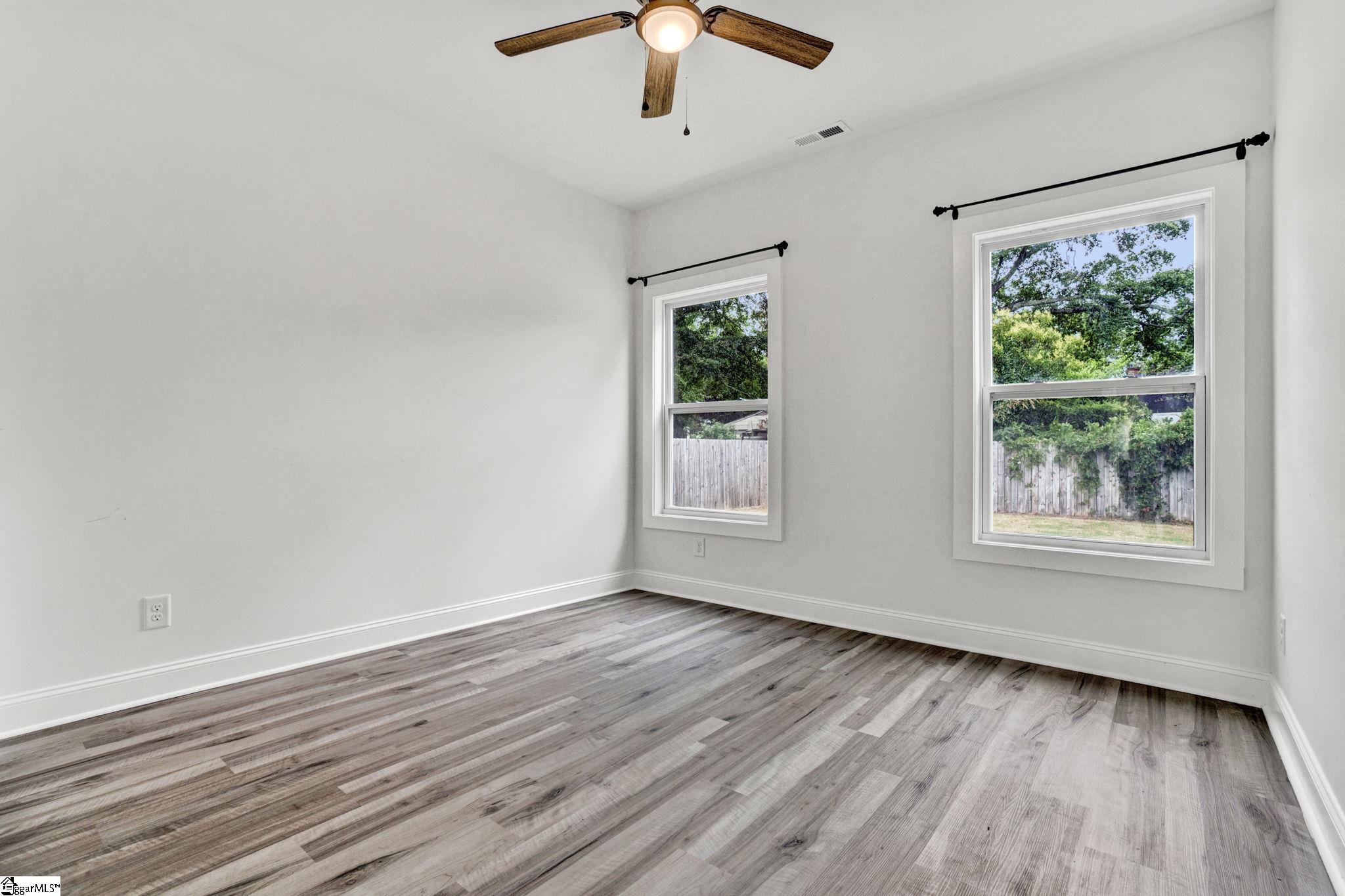 25 Landwood Avenue Greenville, SC 29607
