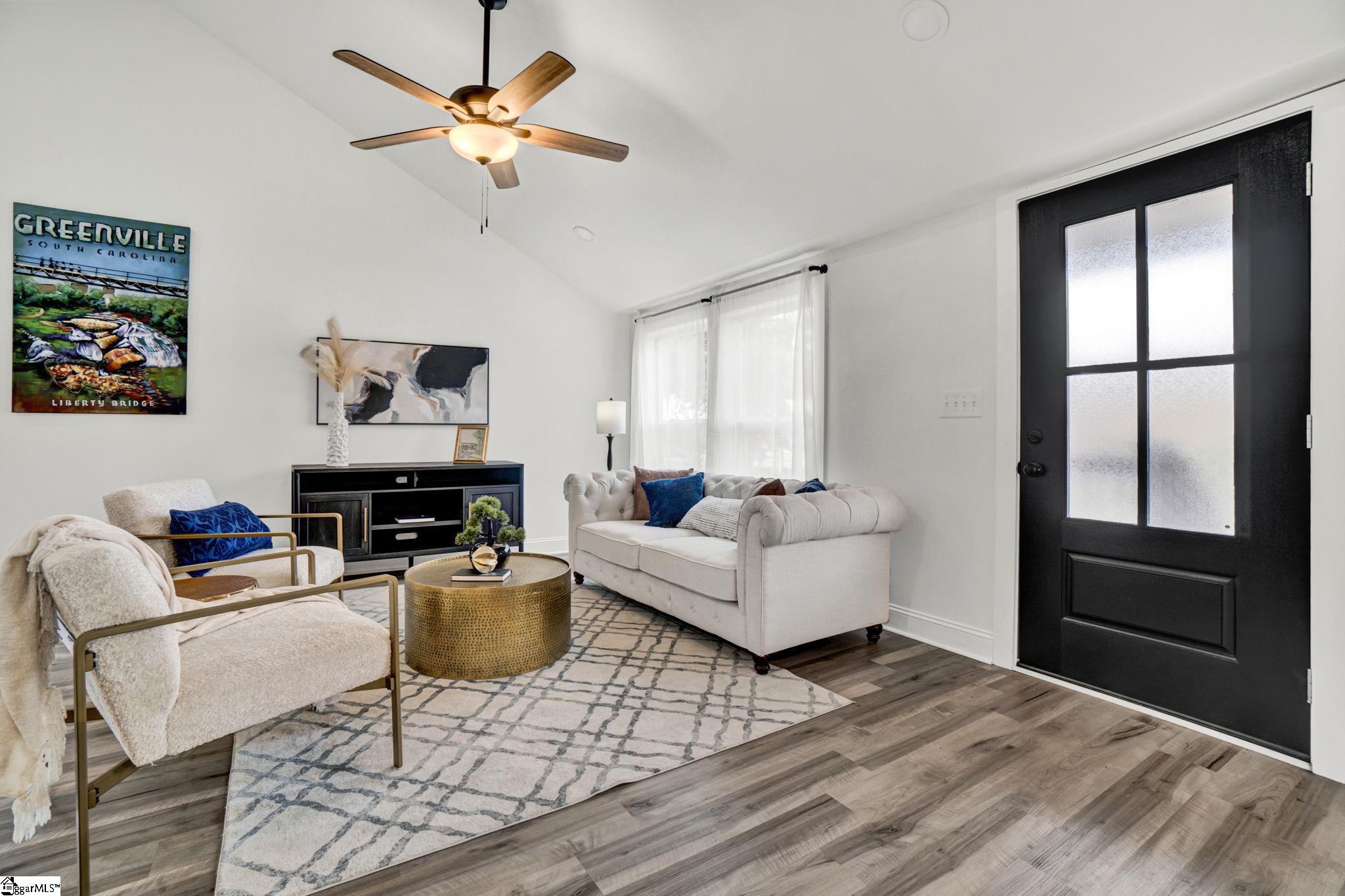 25 Landwood Avenue Greenville, SC 29607