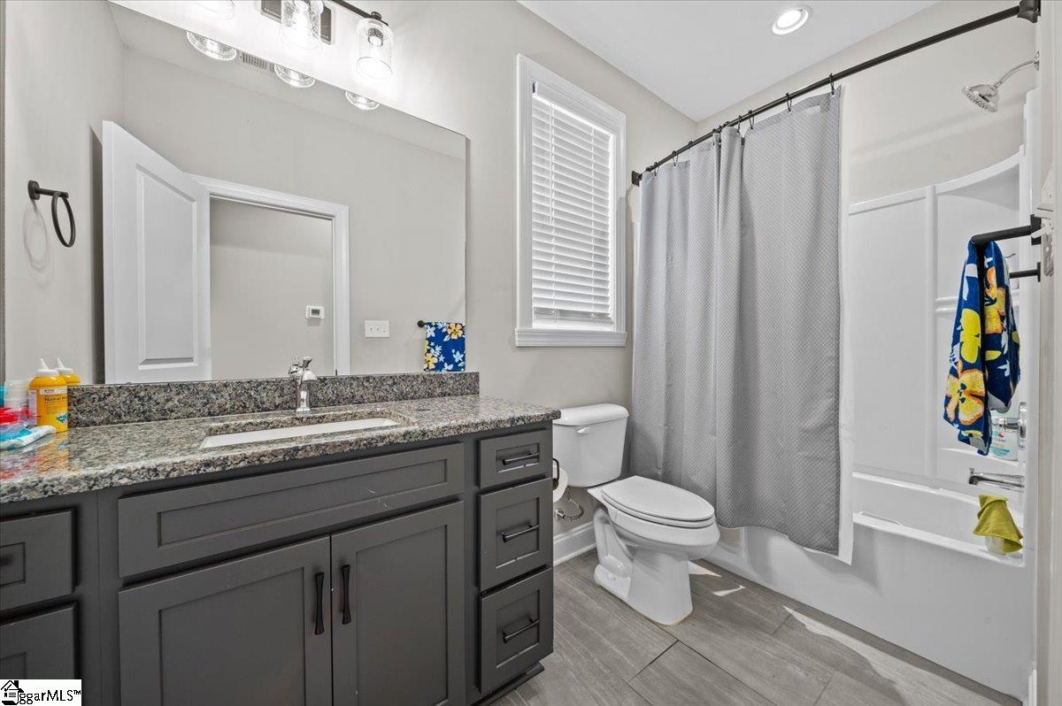 124 Champion Green Greenwood, SC 29649