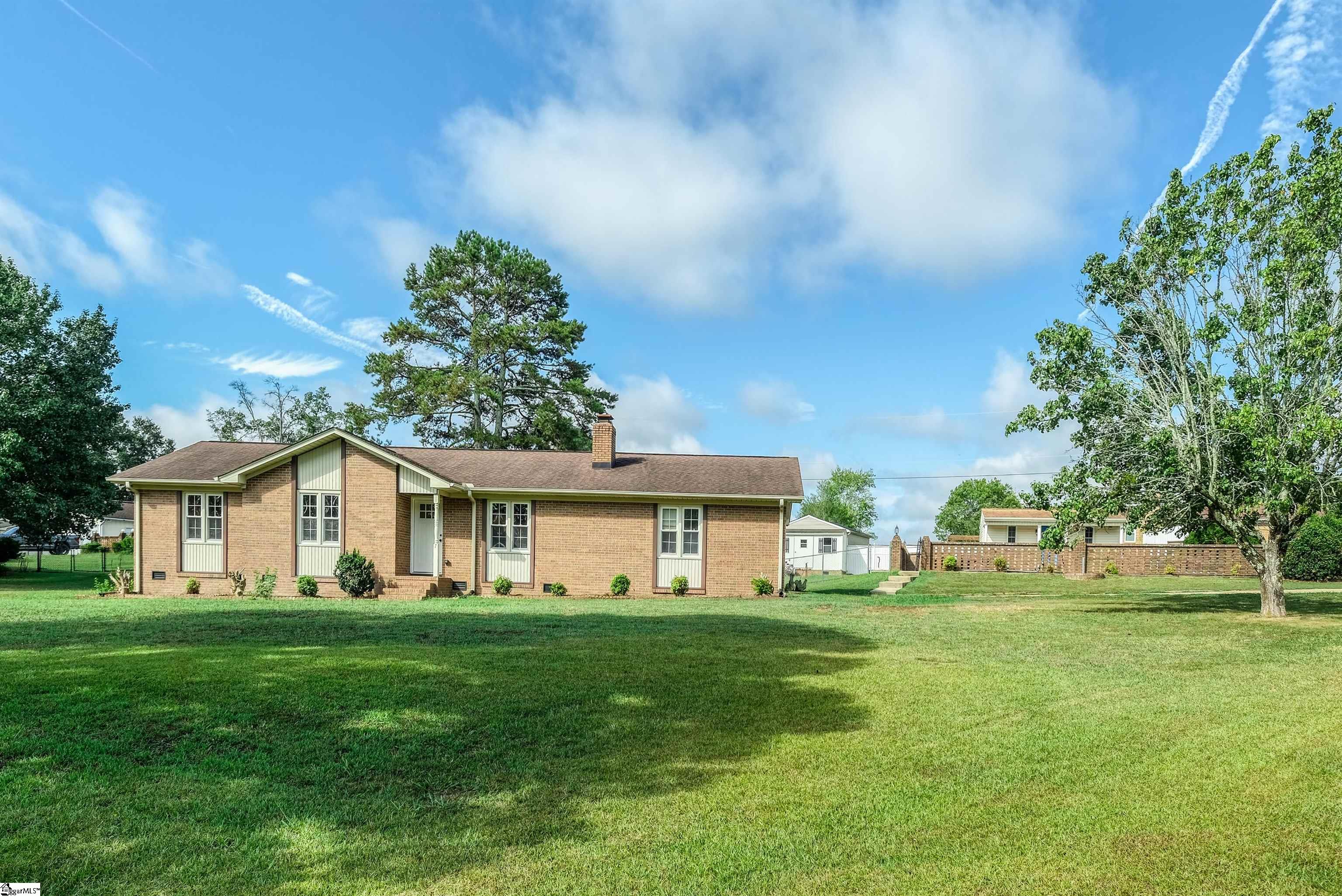 7 Lisa Drive Williamston, SC 29697