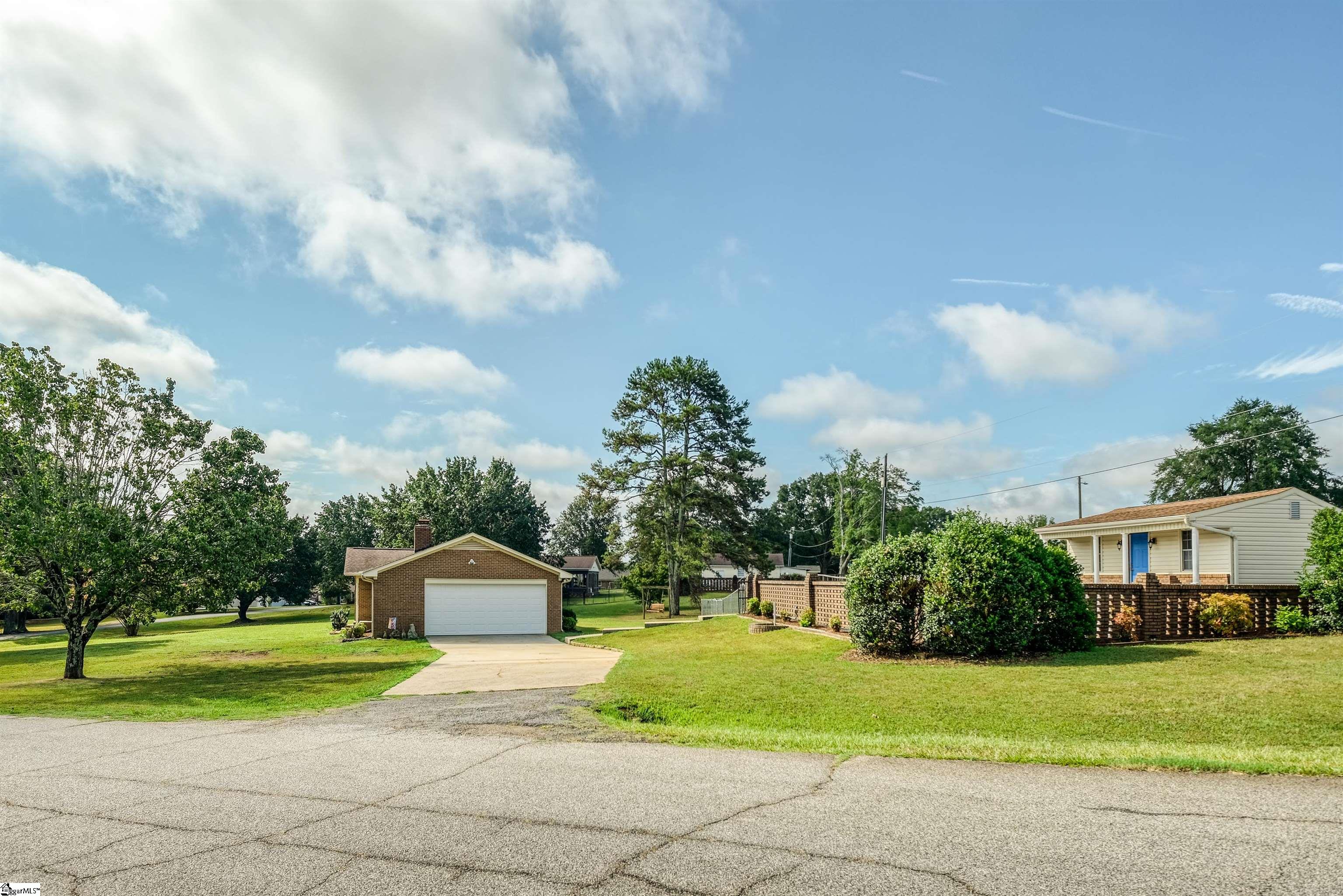 7 Lisa Drive Williamston, SC 29697