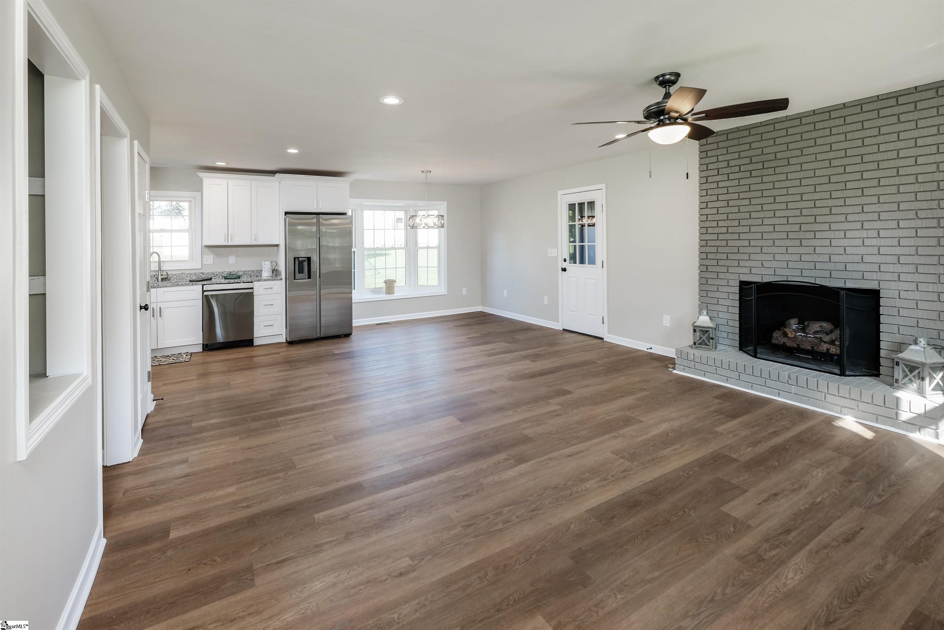 7 Lisa Drive Williamston, SC 29697