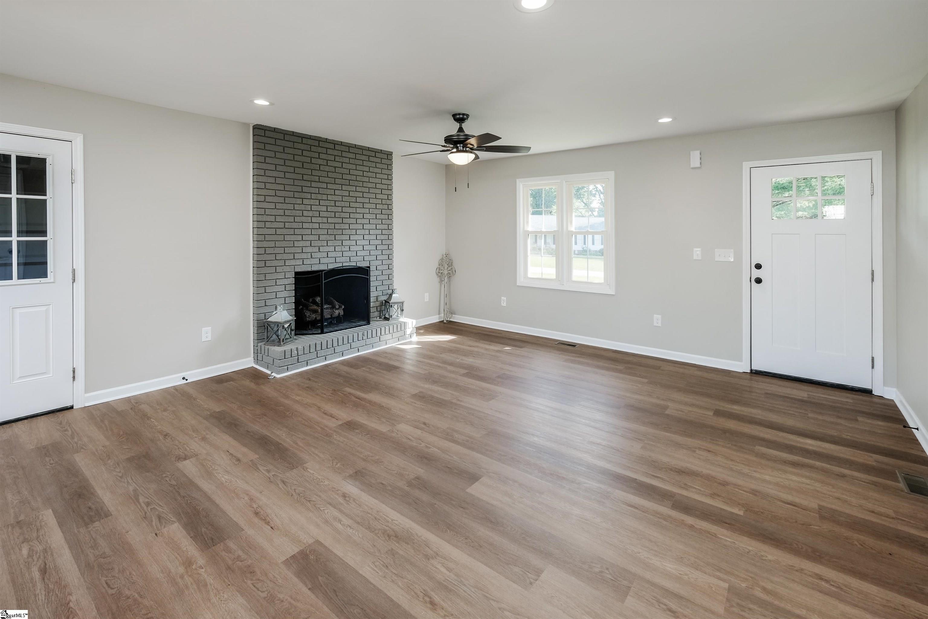 7 Lisa Drive Williamston, SC 29697