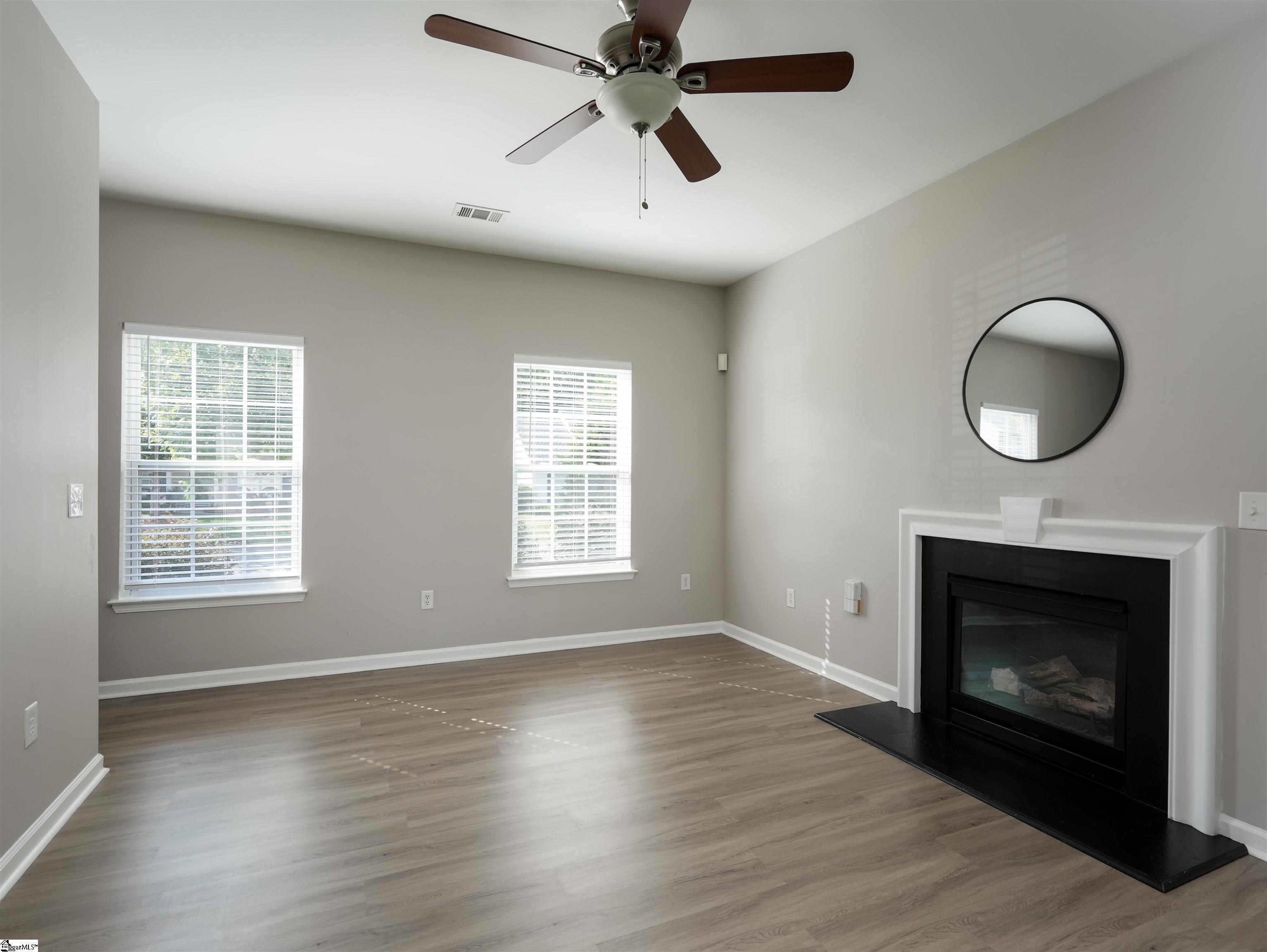 238 Dartmoor Drive Spartanburg, SC 29301