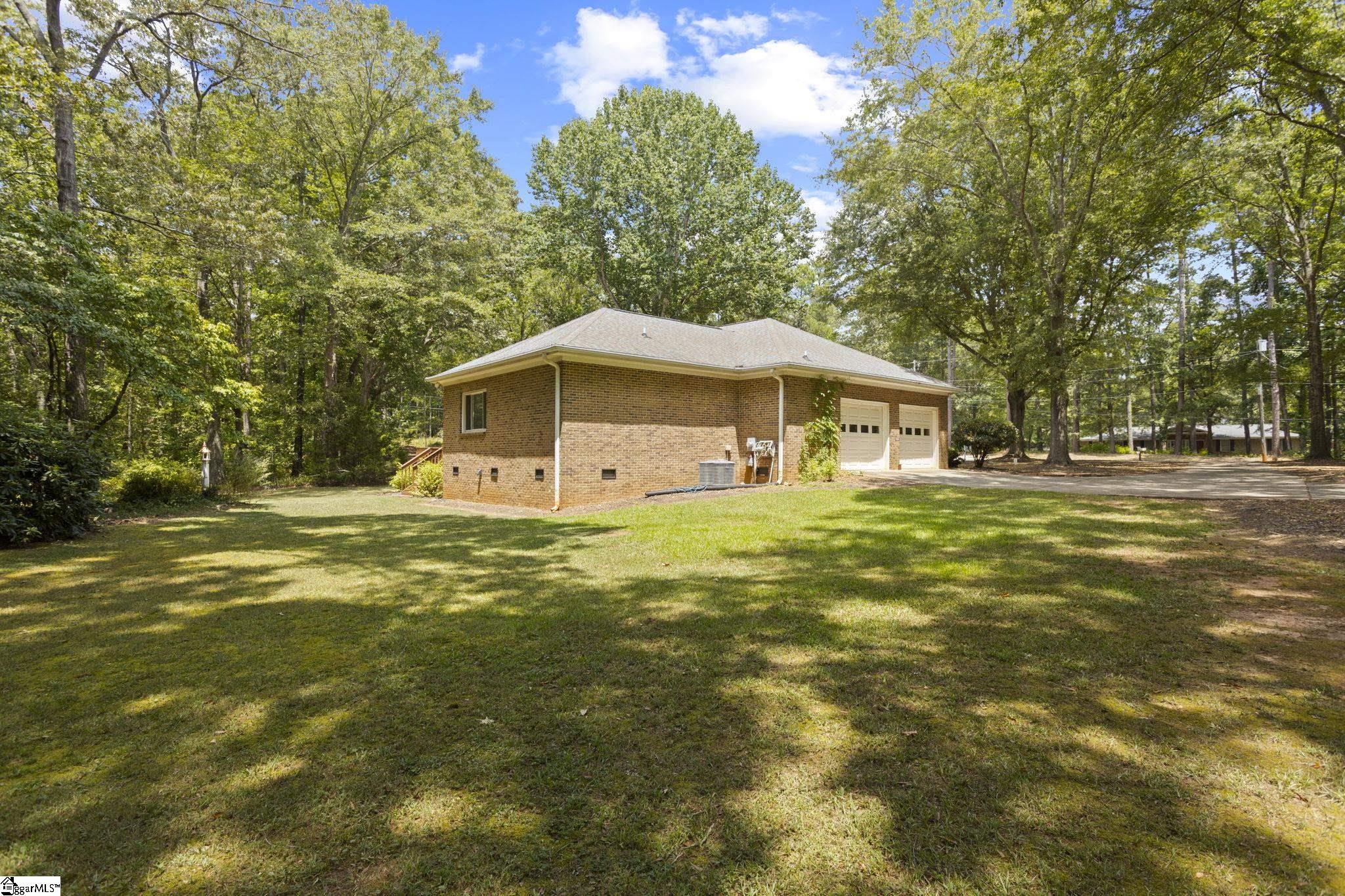 142 Snow Road Pelzer, SC 29669