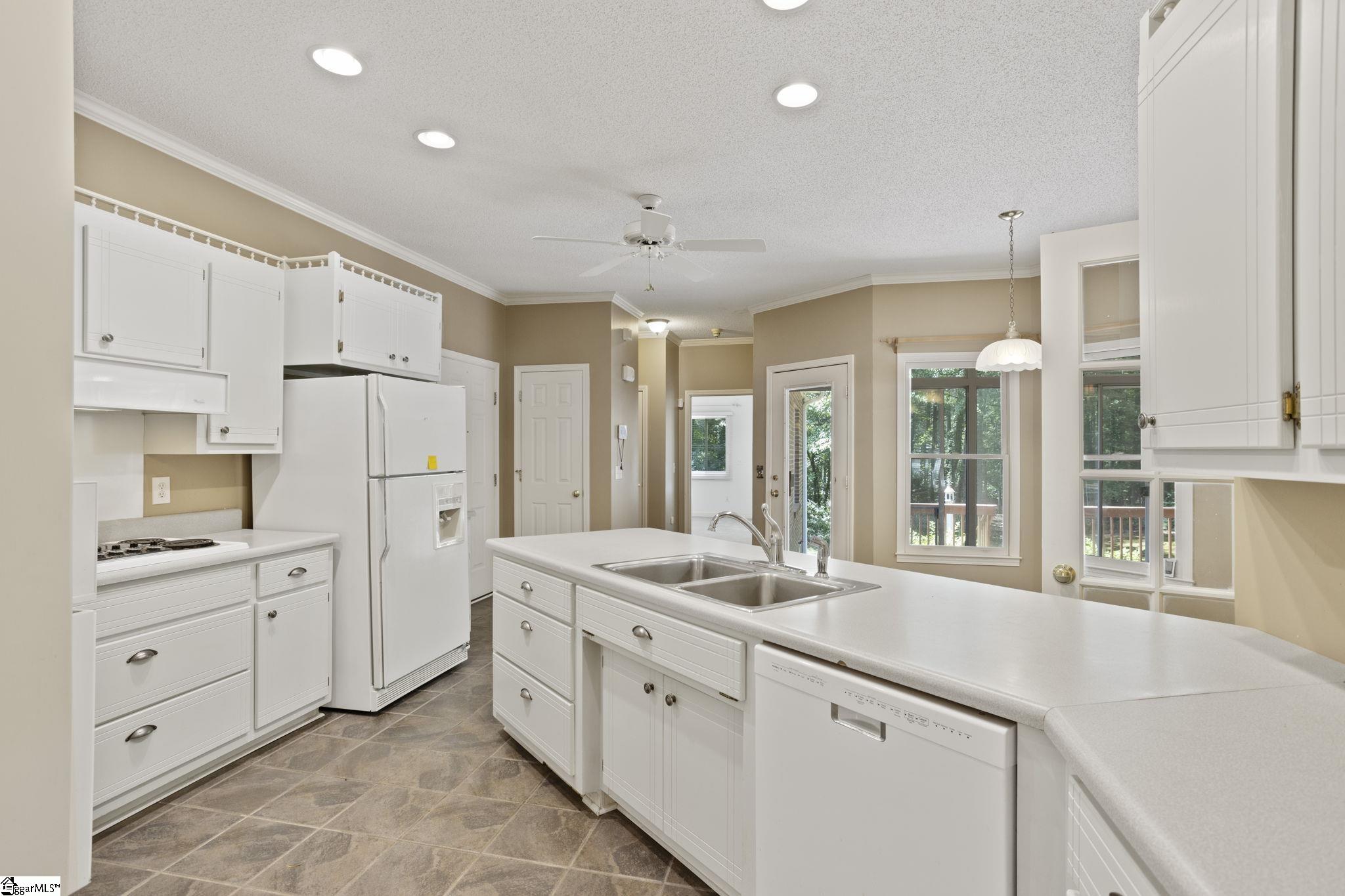 142 Snow Road Pelzer, SC 29669