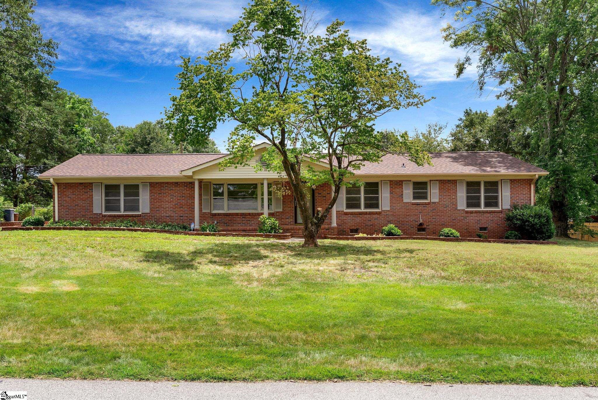 12 Tucson Drive Greenville, SC 29617