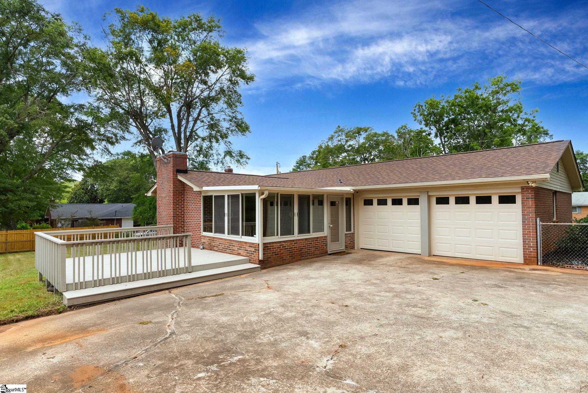 12 Tucson Drive Greenville, SC 29617