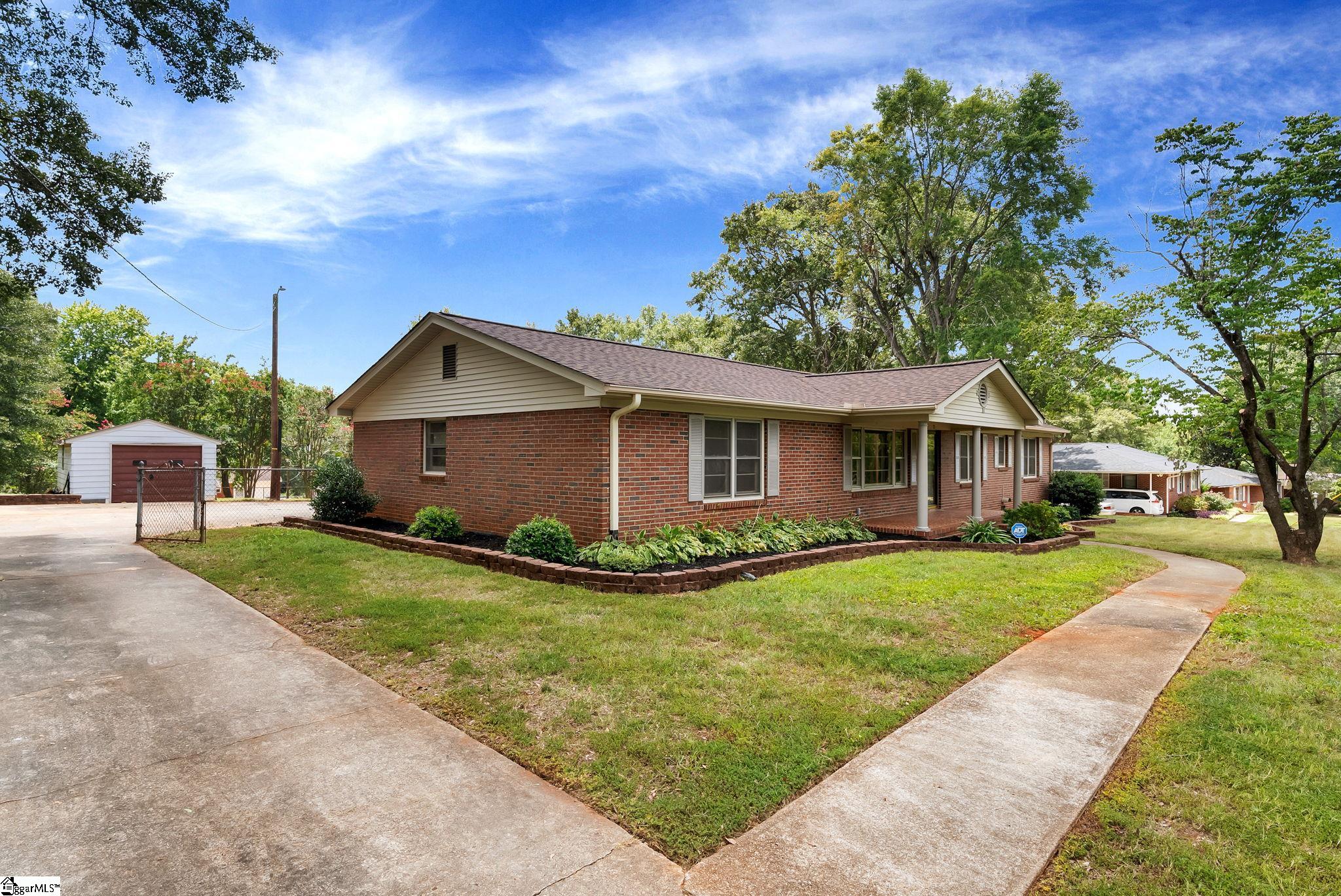 12 Tucson Drive Greenville, SC 29617