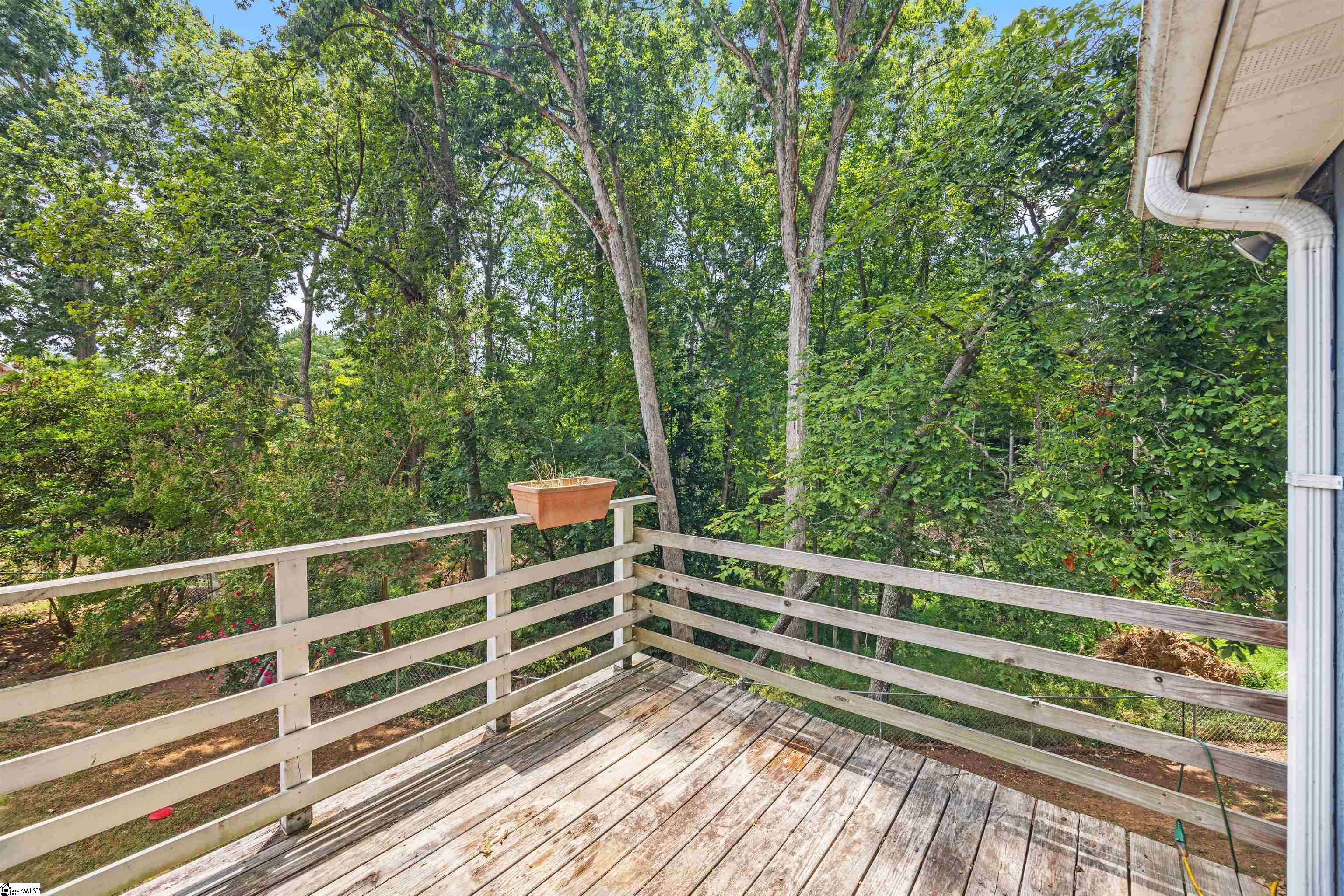24 Bluffside Drive Greenville, SC 29611