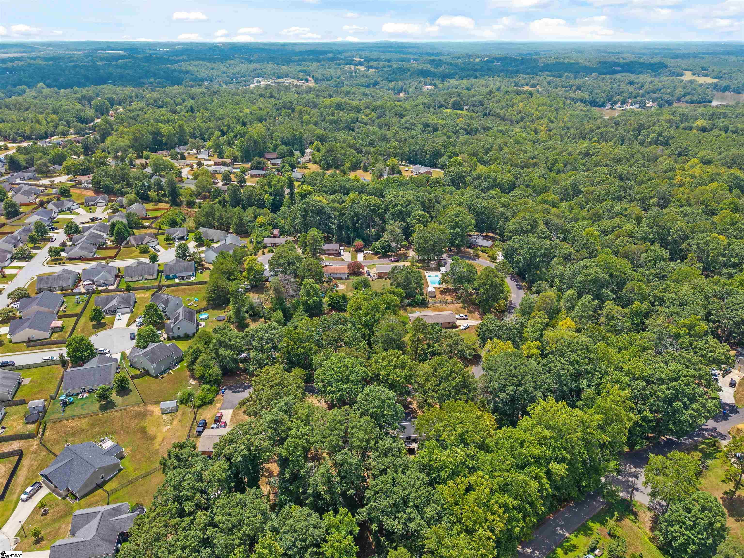 24 Bluffside Drive Greenville, SC 29611