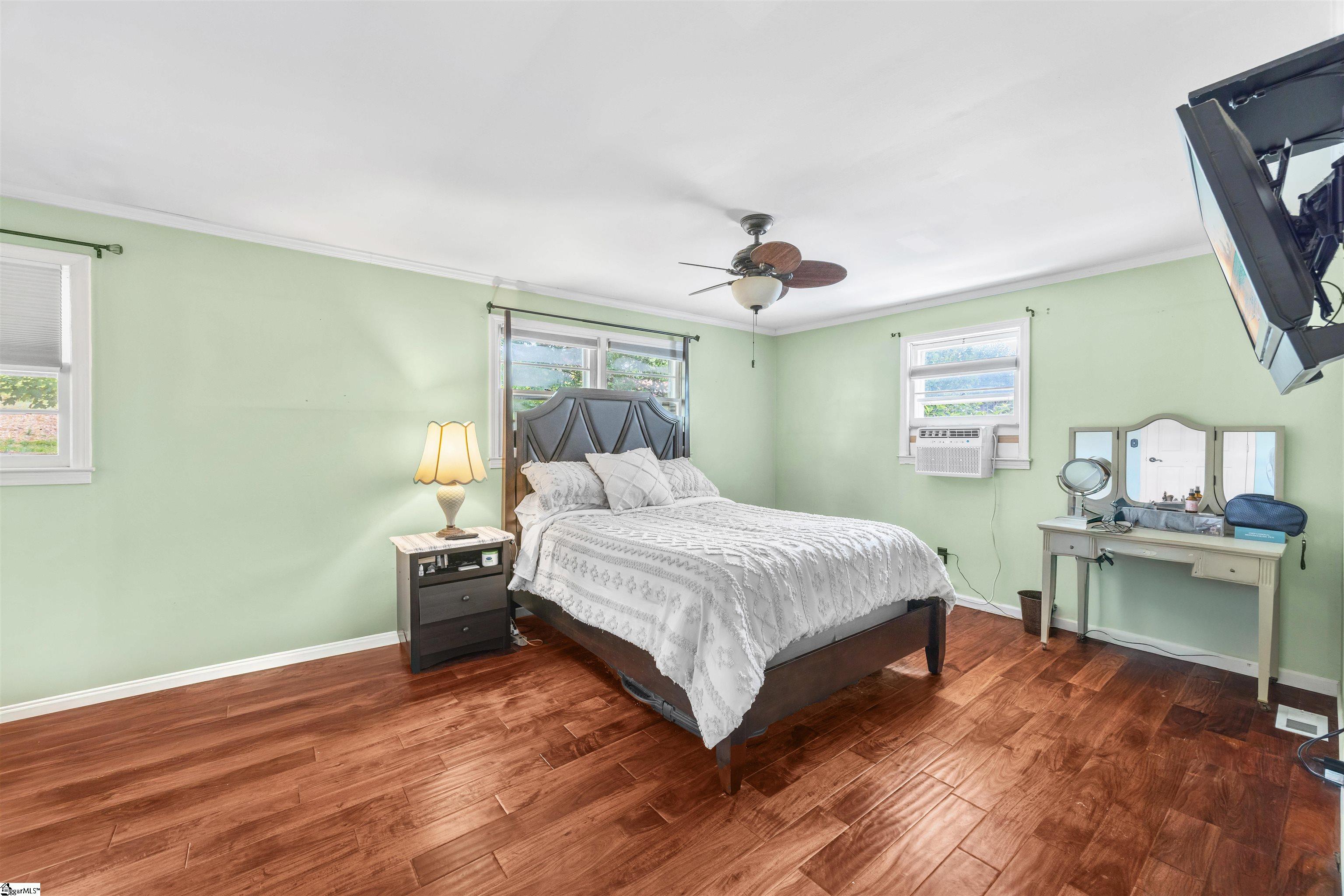 24 Bluffside Drive Greenville, SC 29611