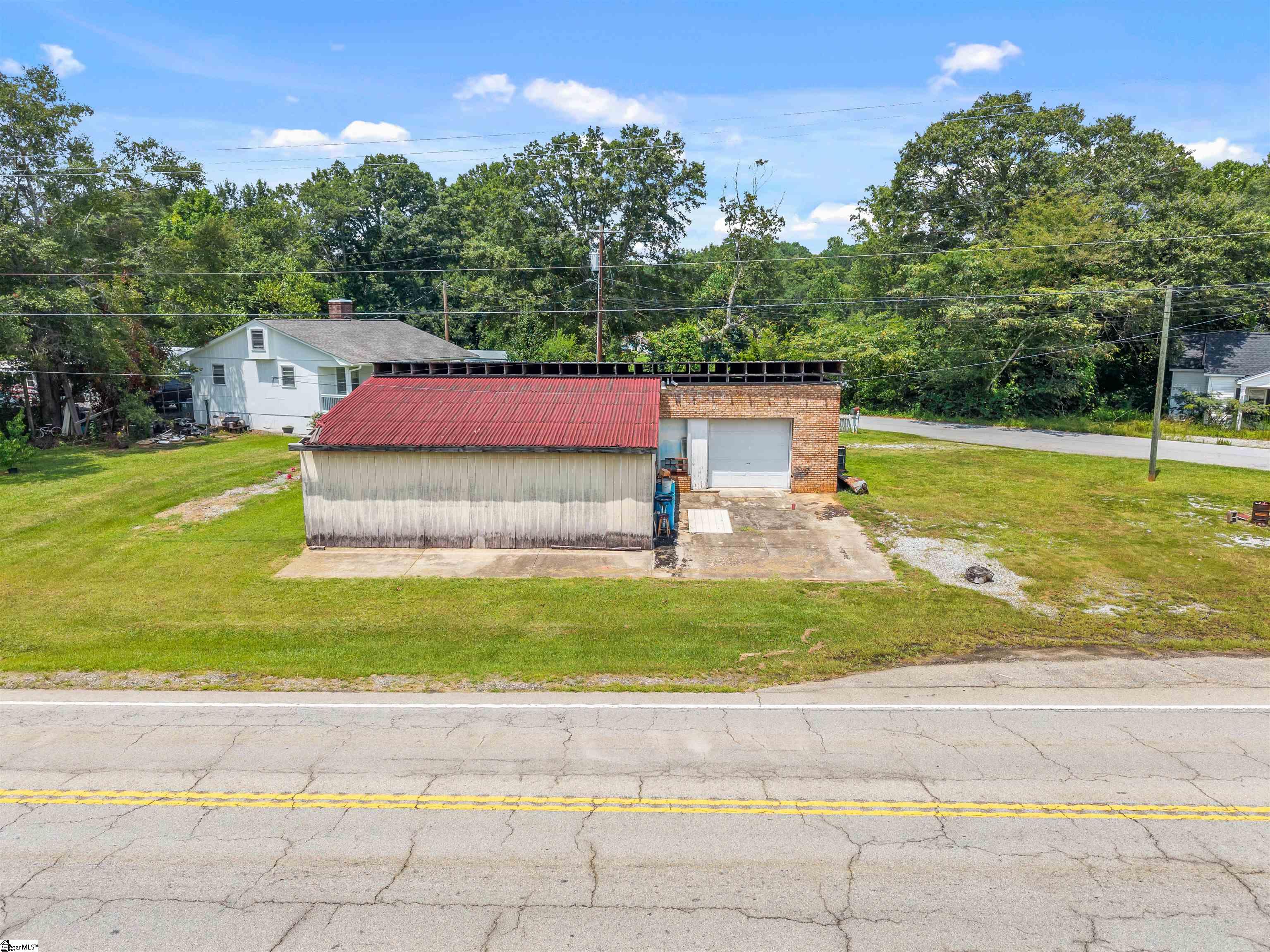 Homes for sale in Pickens, SC | 155 Farrs Bridge Rd, Pickens, SC 29671 | MLS# 1565274