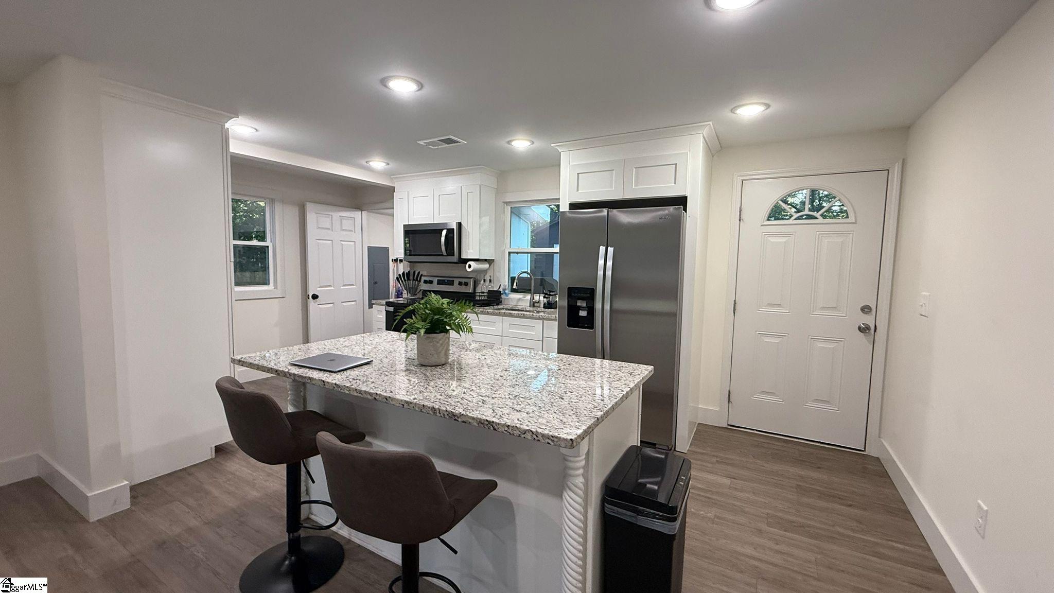 6 Halsey Drive Greenville, SC 29605