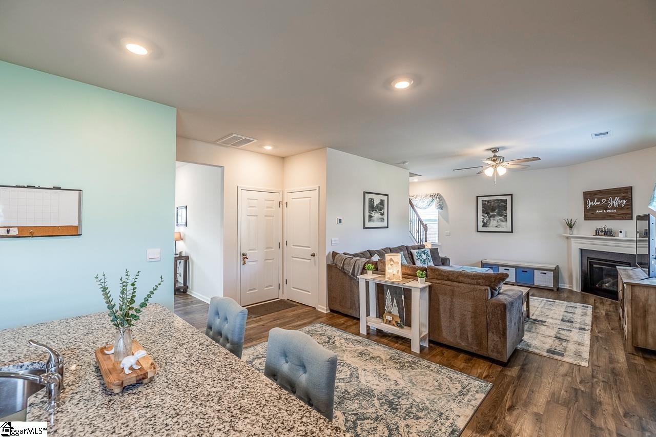 327 Callerton Drive Piedmont, SC 29672