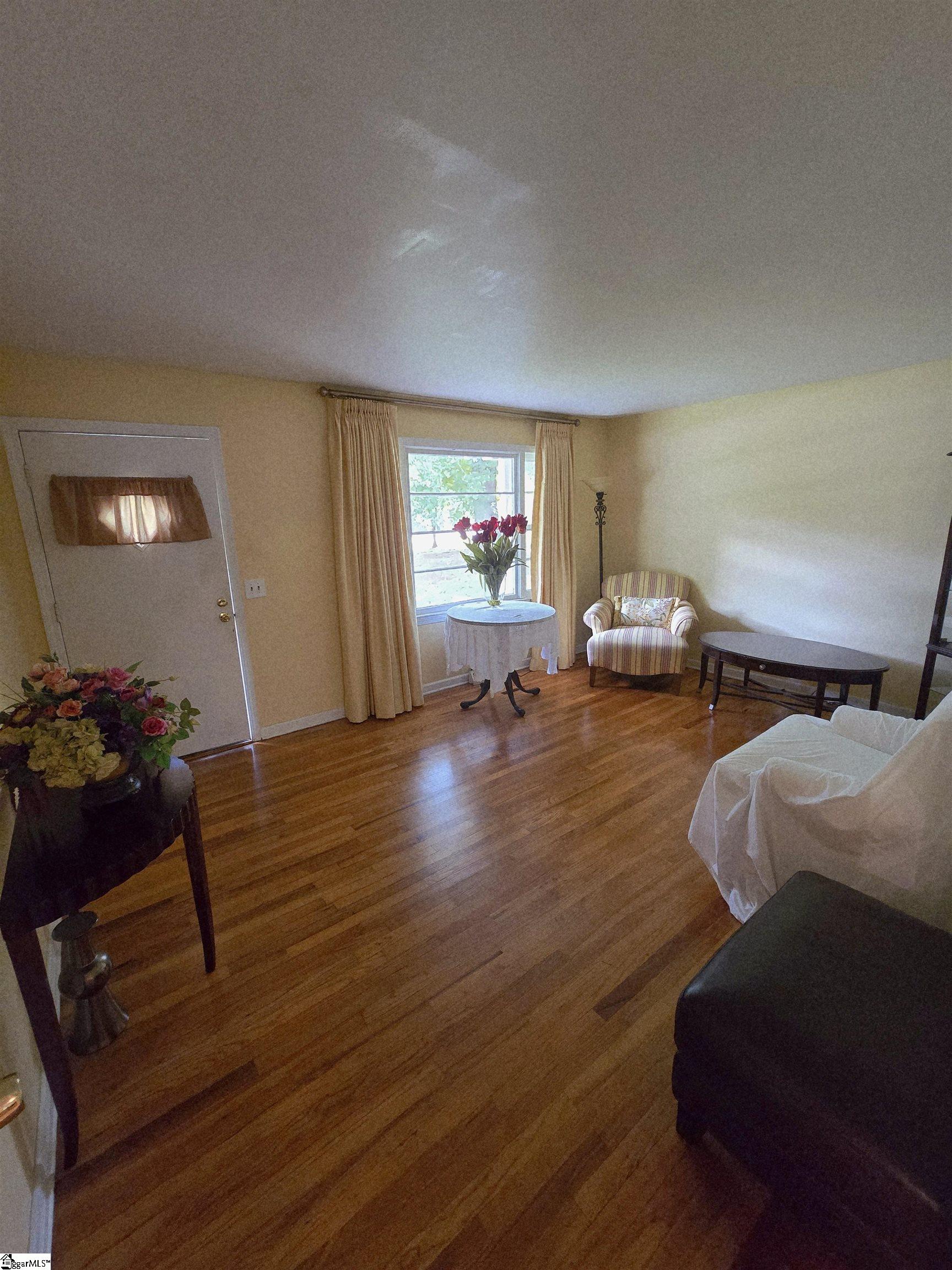17 Vesta Drive Greenville, SC 29611