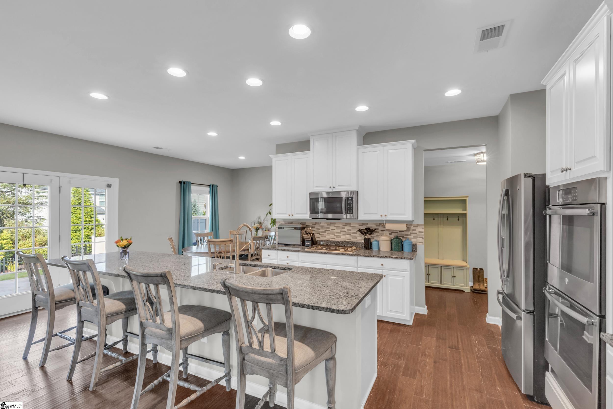 34 Barlow Court Simpsonville, SC 29681