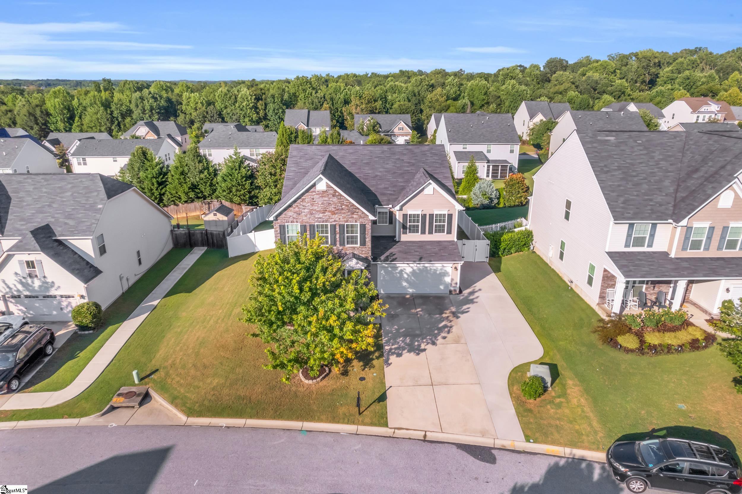 34 Barlow Court Simpsonville, SC 29681