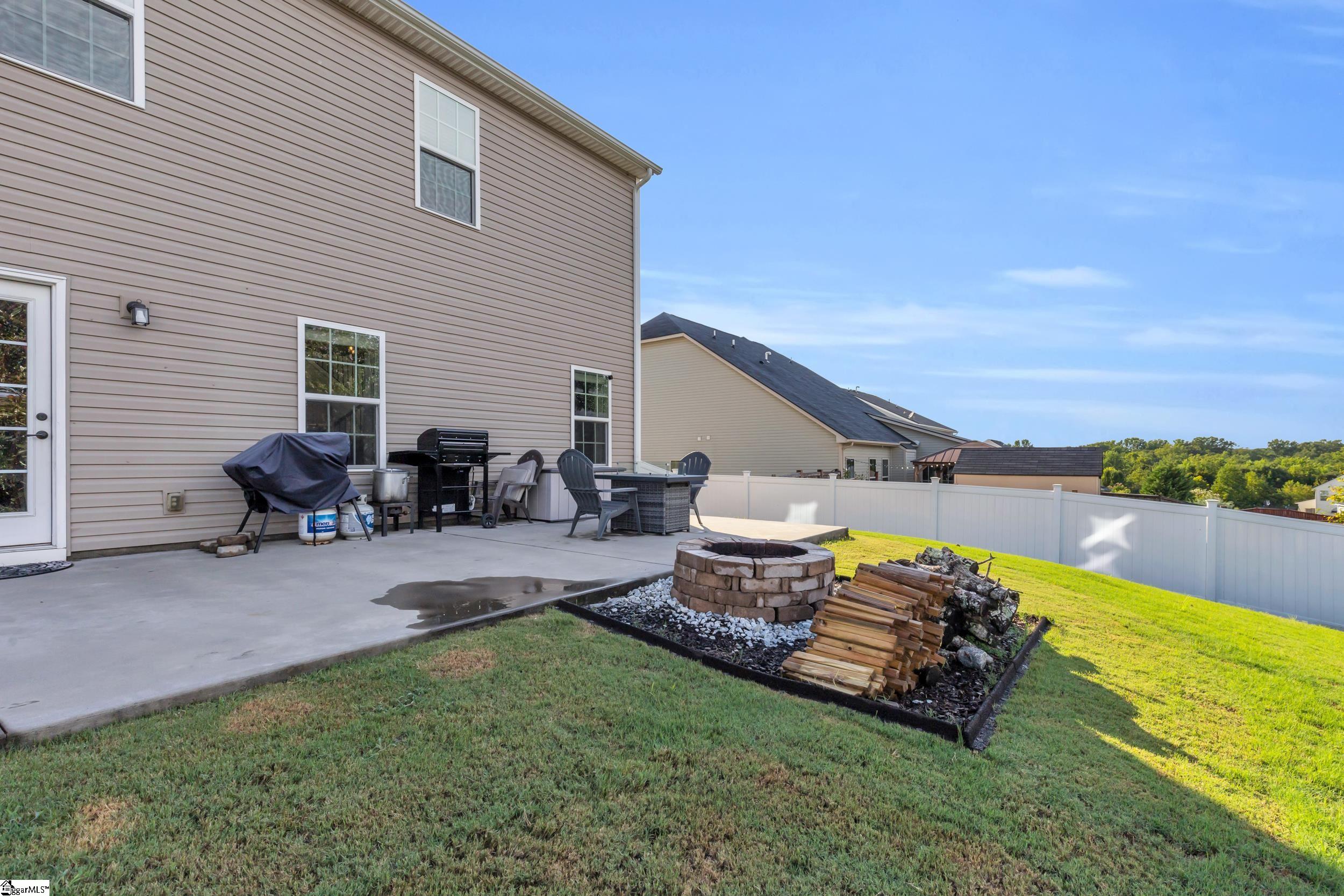 34 Barlow Court Simpsonville, SC 29681