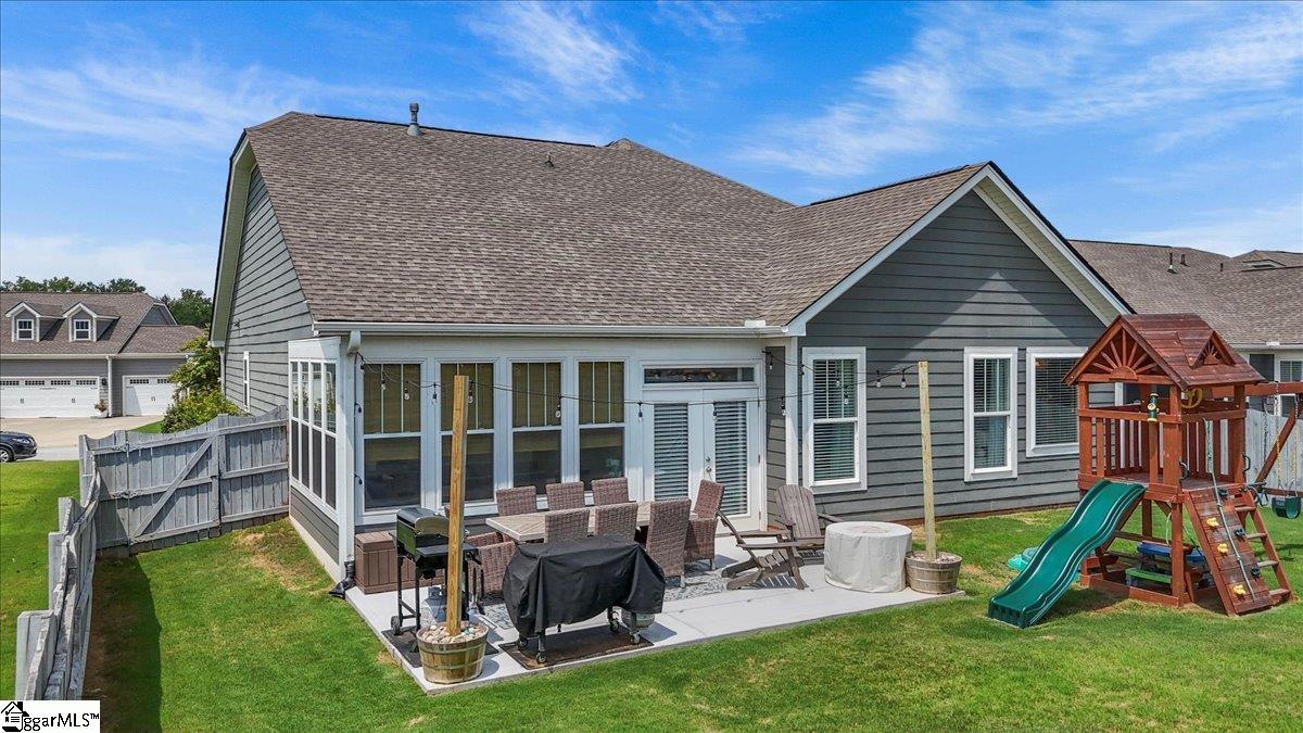 1104 Draycott Road Simpsonville, SC 29681