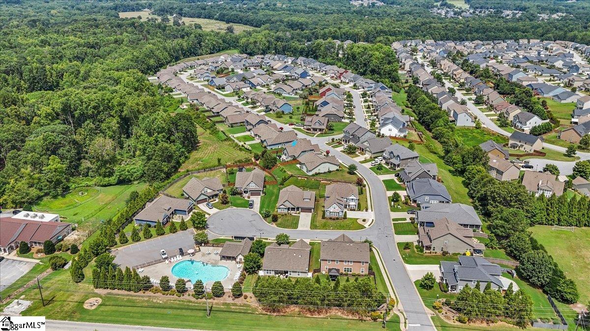 1104 Draycott Road Simpsonville, SC 29681