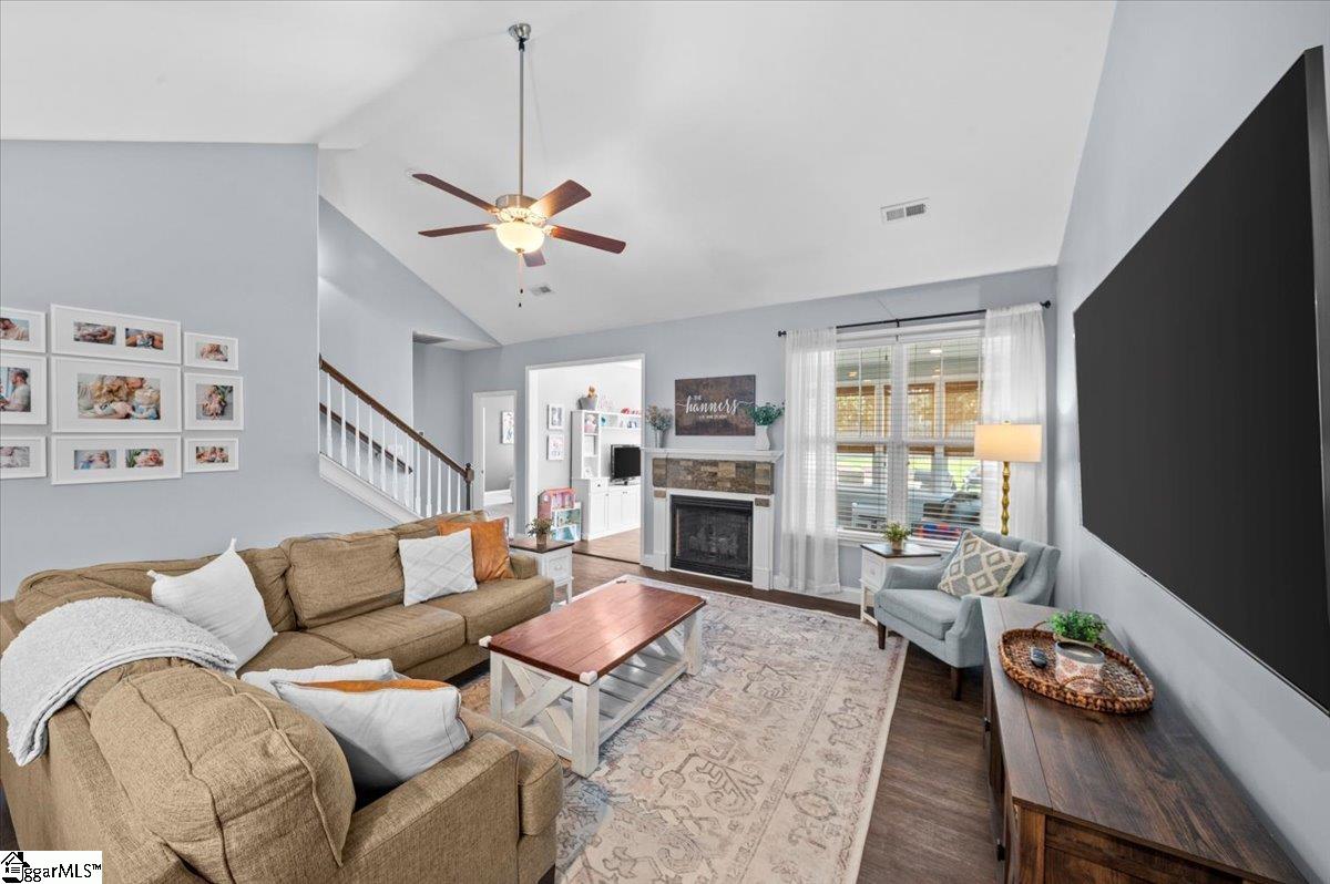1104 Draycott Road Simpsonville, SC 29681