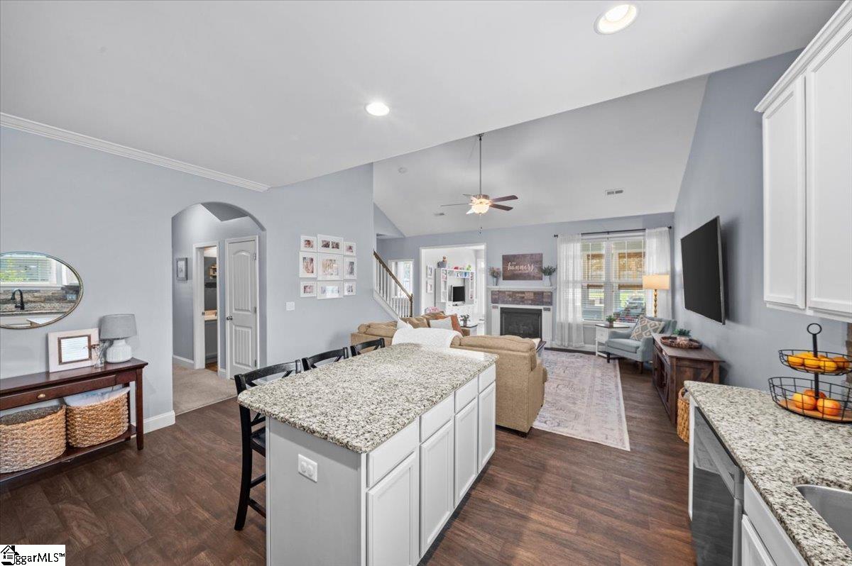 1104 Draycott Road Simpsonville, SC 29681