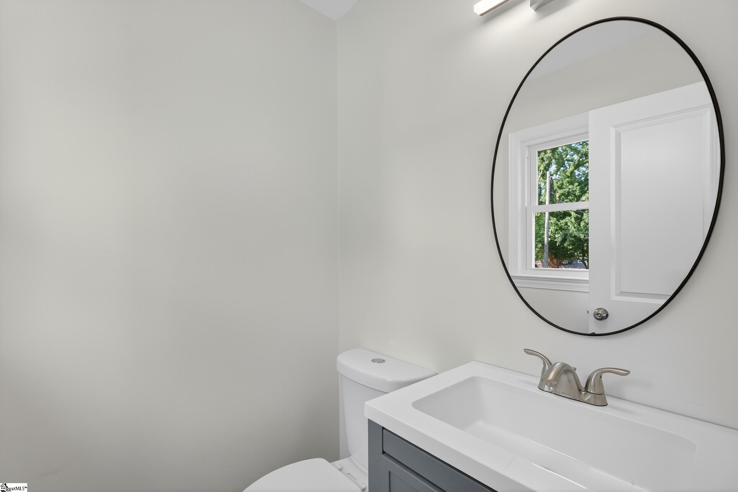 137 Anderson Drive Spartanburg, SC 29302-3063