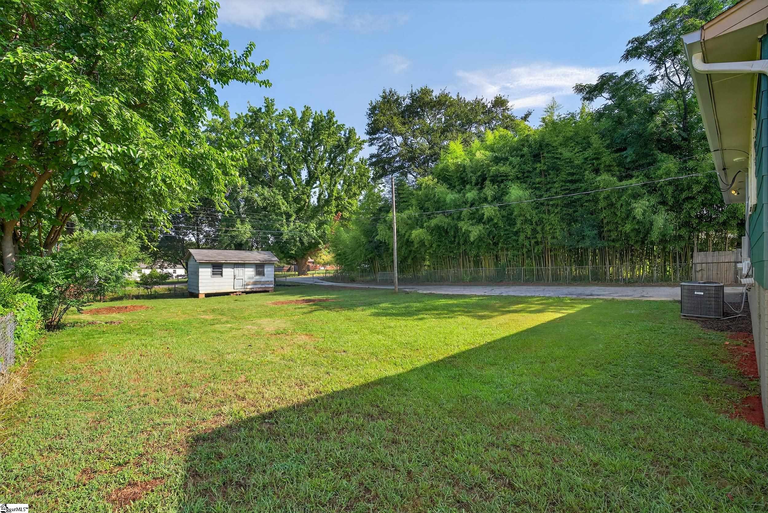 137 Anderson Drive Spartanburg, SC 29302-3063