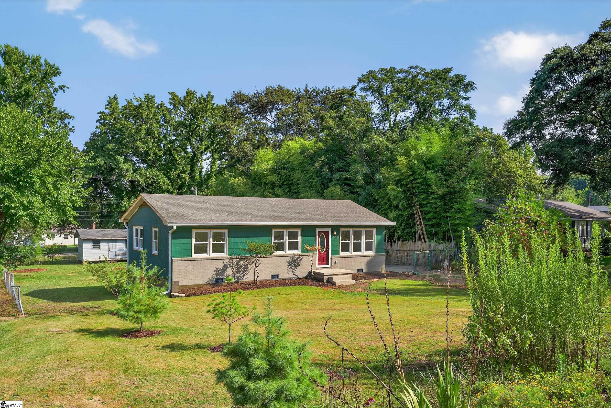 137 Anderson Drive Spartanburg, SC 29302-3063