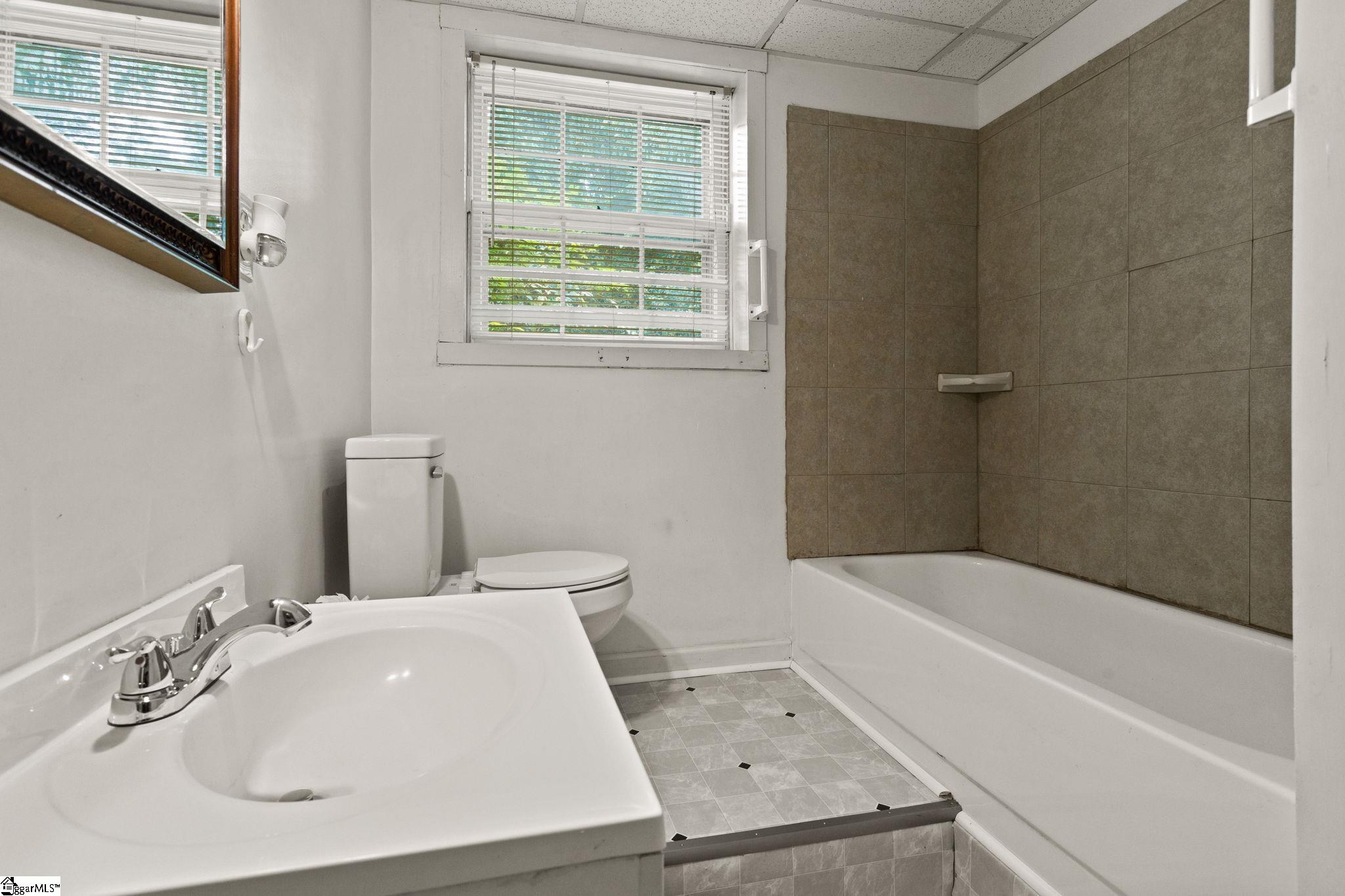 106 Spring Forest Drive Greenville, SC 29615