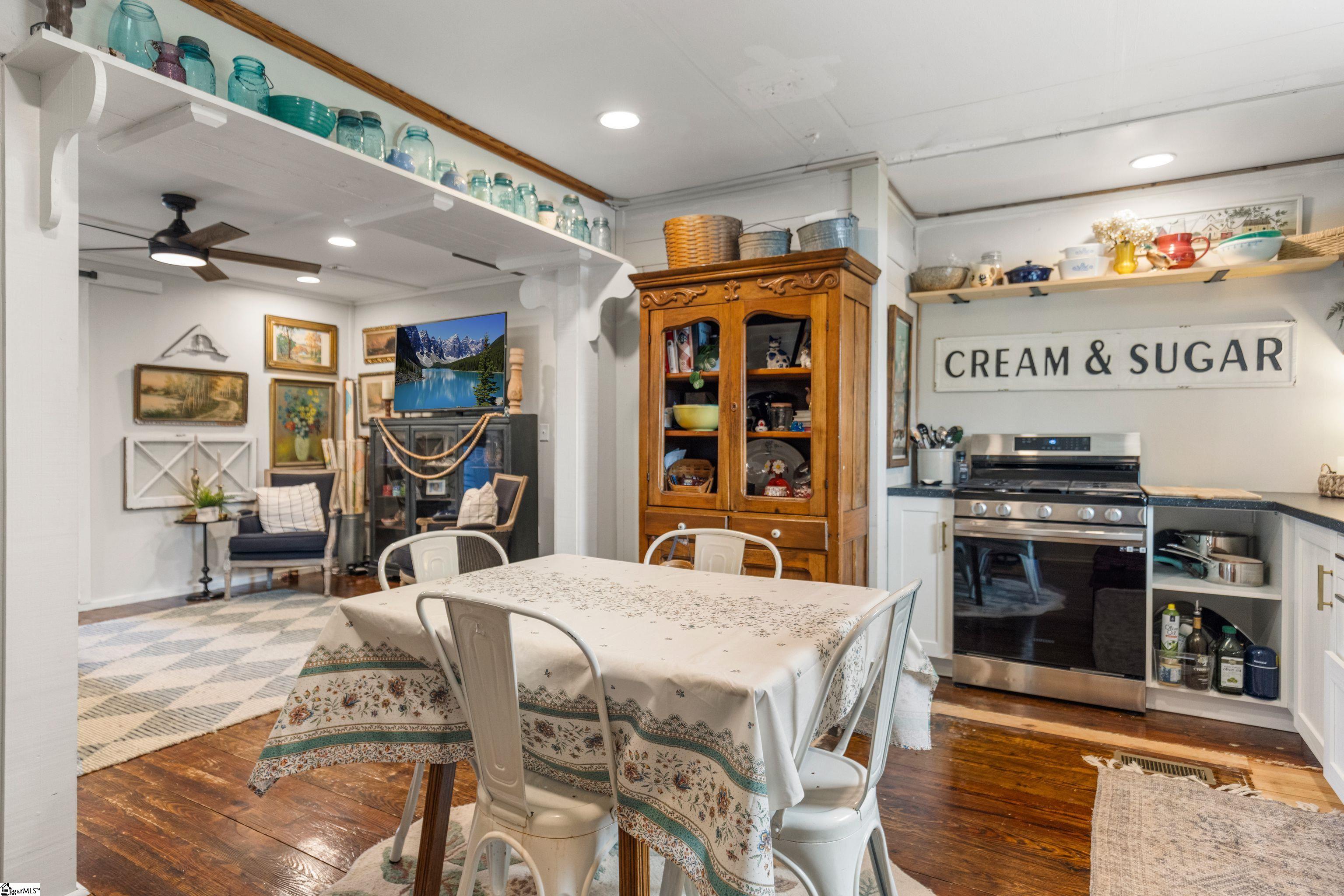 11764 Highway 76 W Road Gray Court, SC 29645