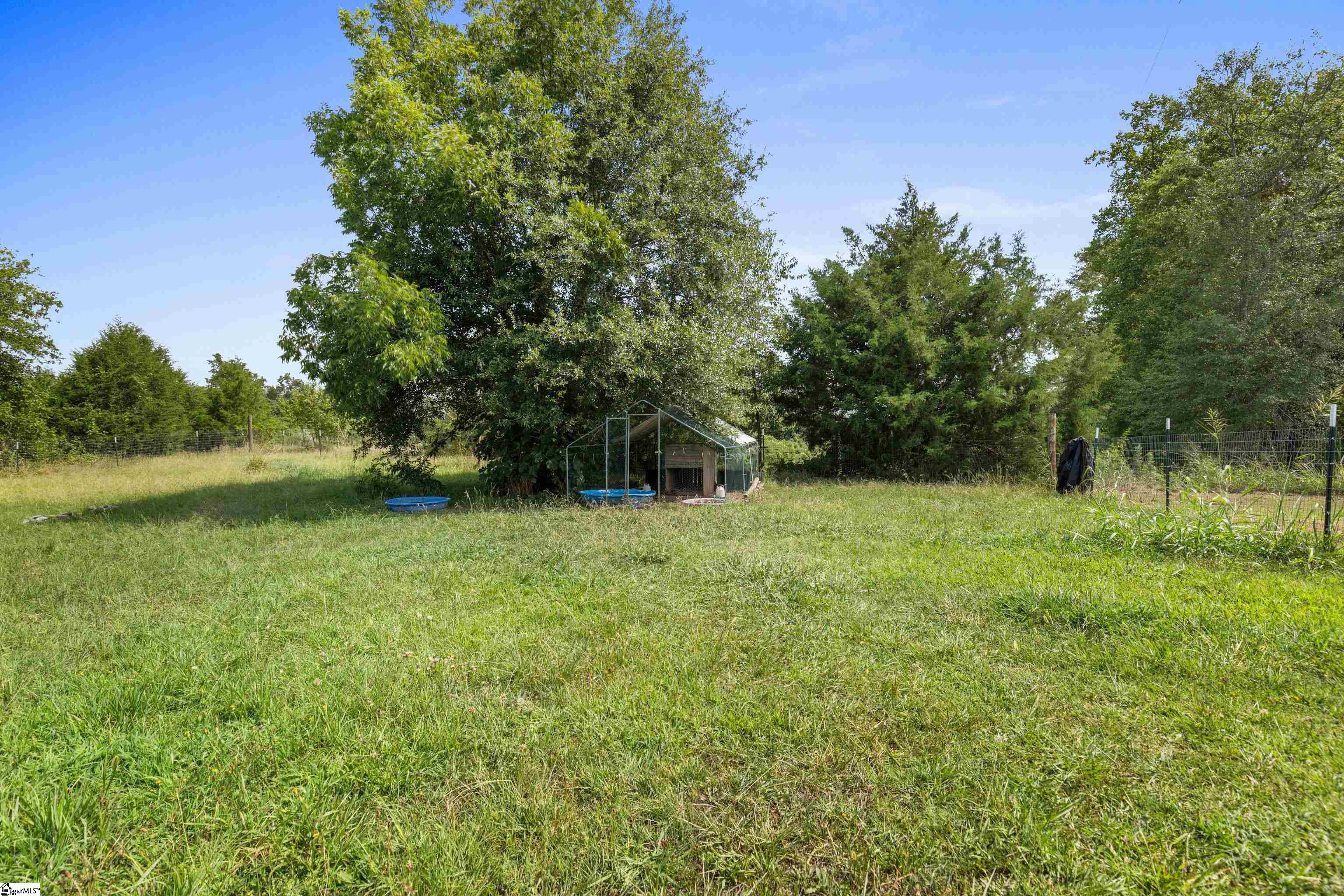 11764 Highway 76 W Road Gray Court, SC 29645