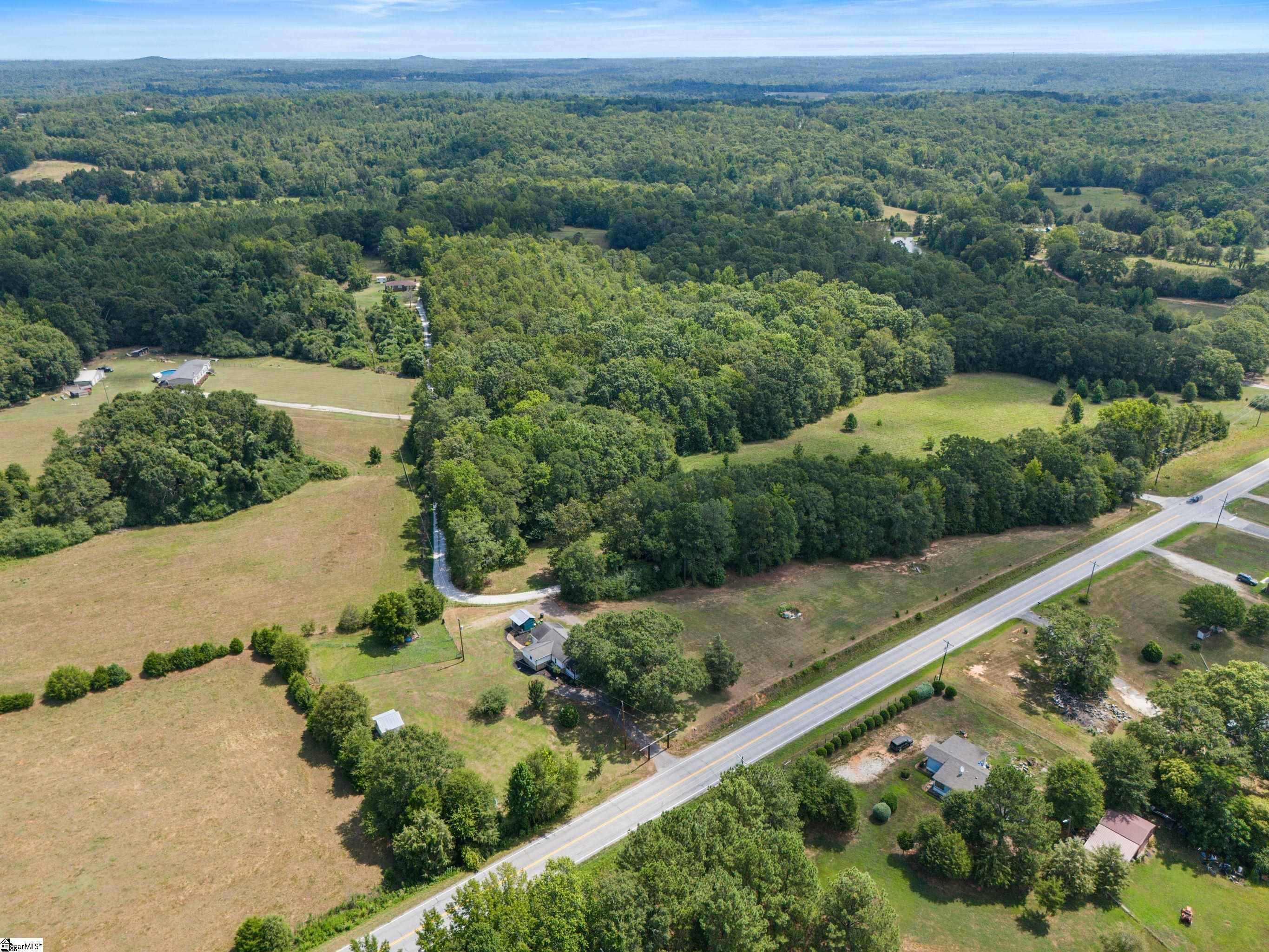 11764 Highway 76 W Road Gray Court, SC 29645