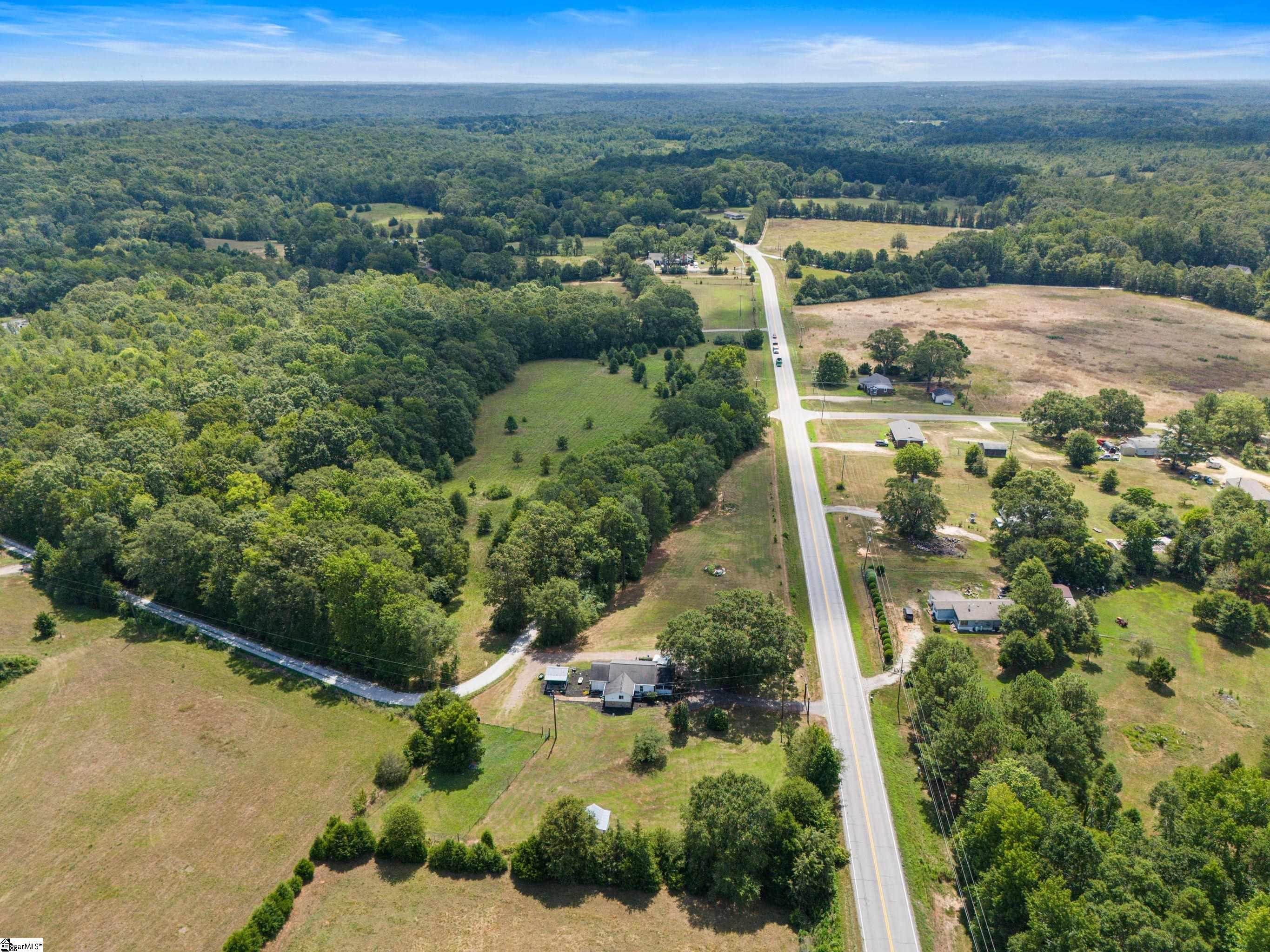 11764 Highway 76 W Road Gray Court, SC 29645