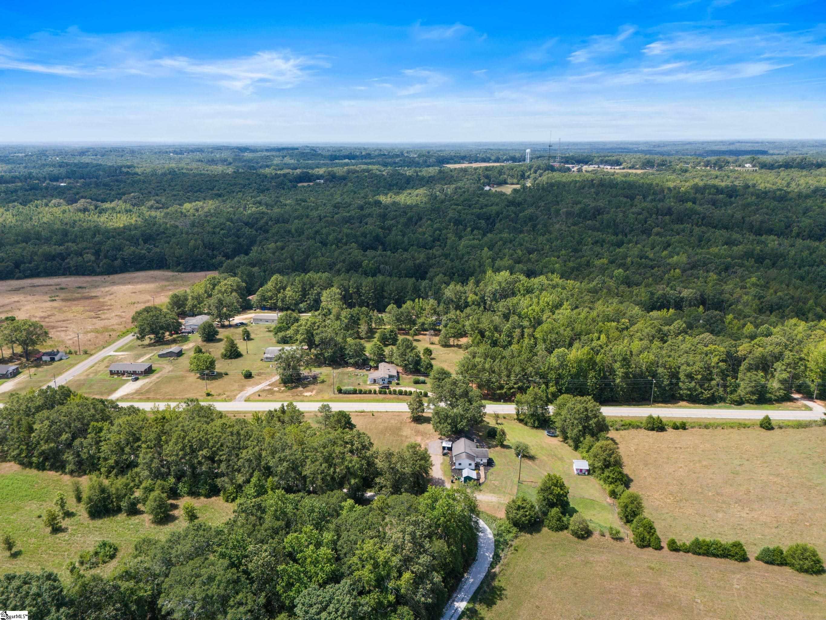 11764 Highway 76 W Road Gray Court, SC 29645