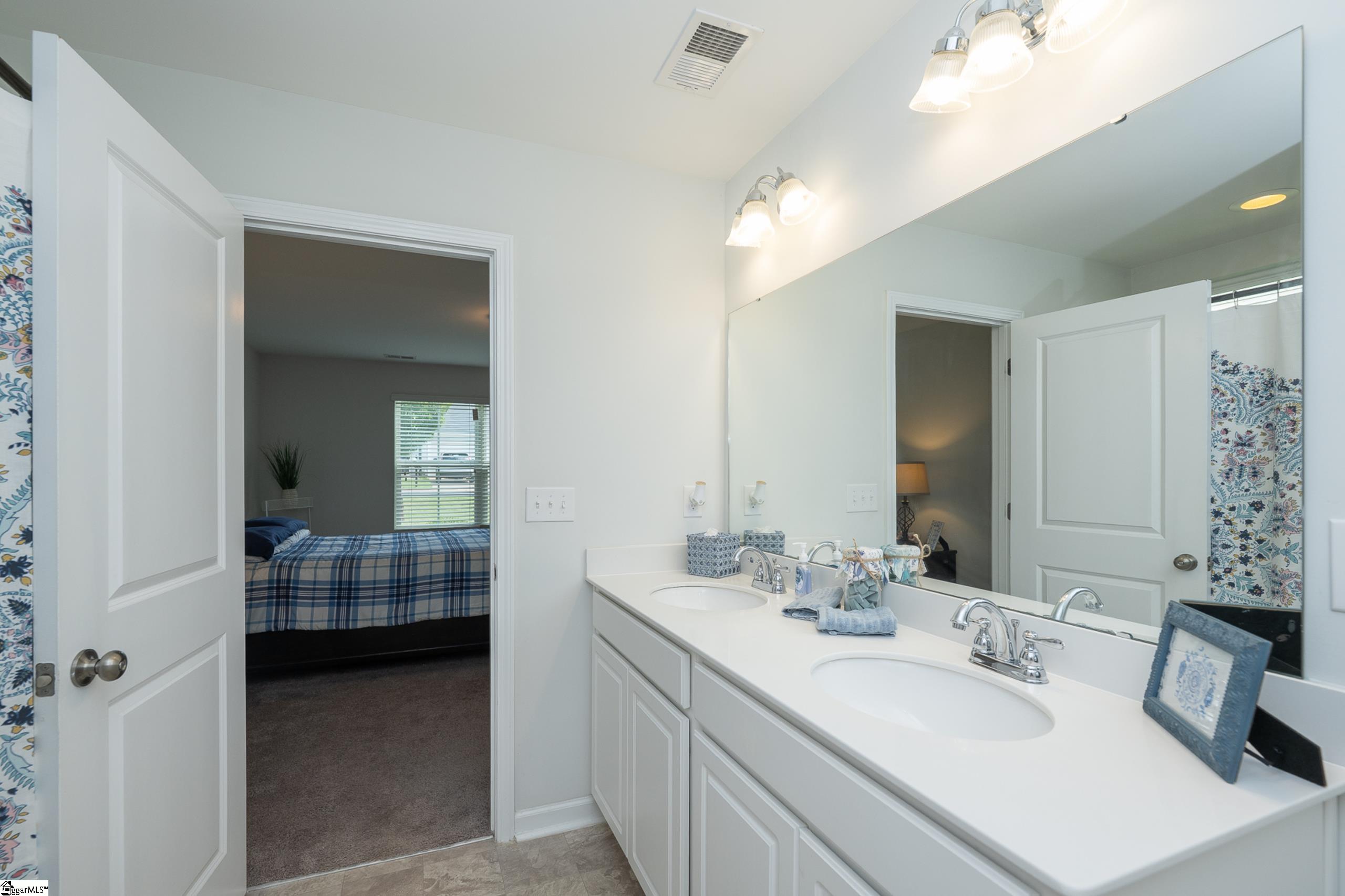 158 Spirit Drive Roebuck, SC 29376